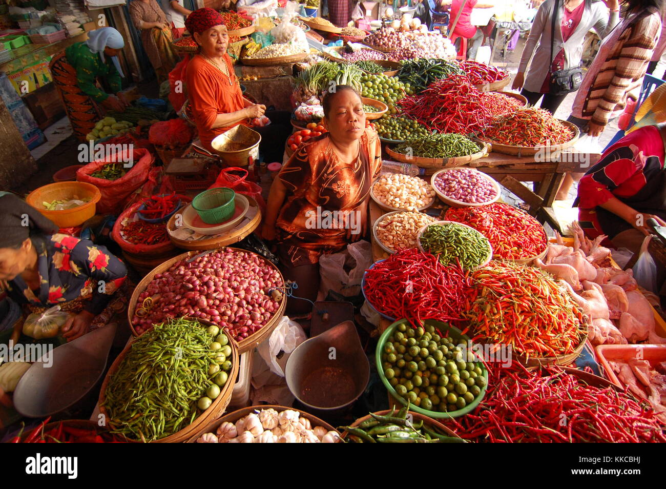 D'épices traditionnels vendus au marché Pasar Besar ville de Malang, à Java - Indonésie. Banque D'Images