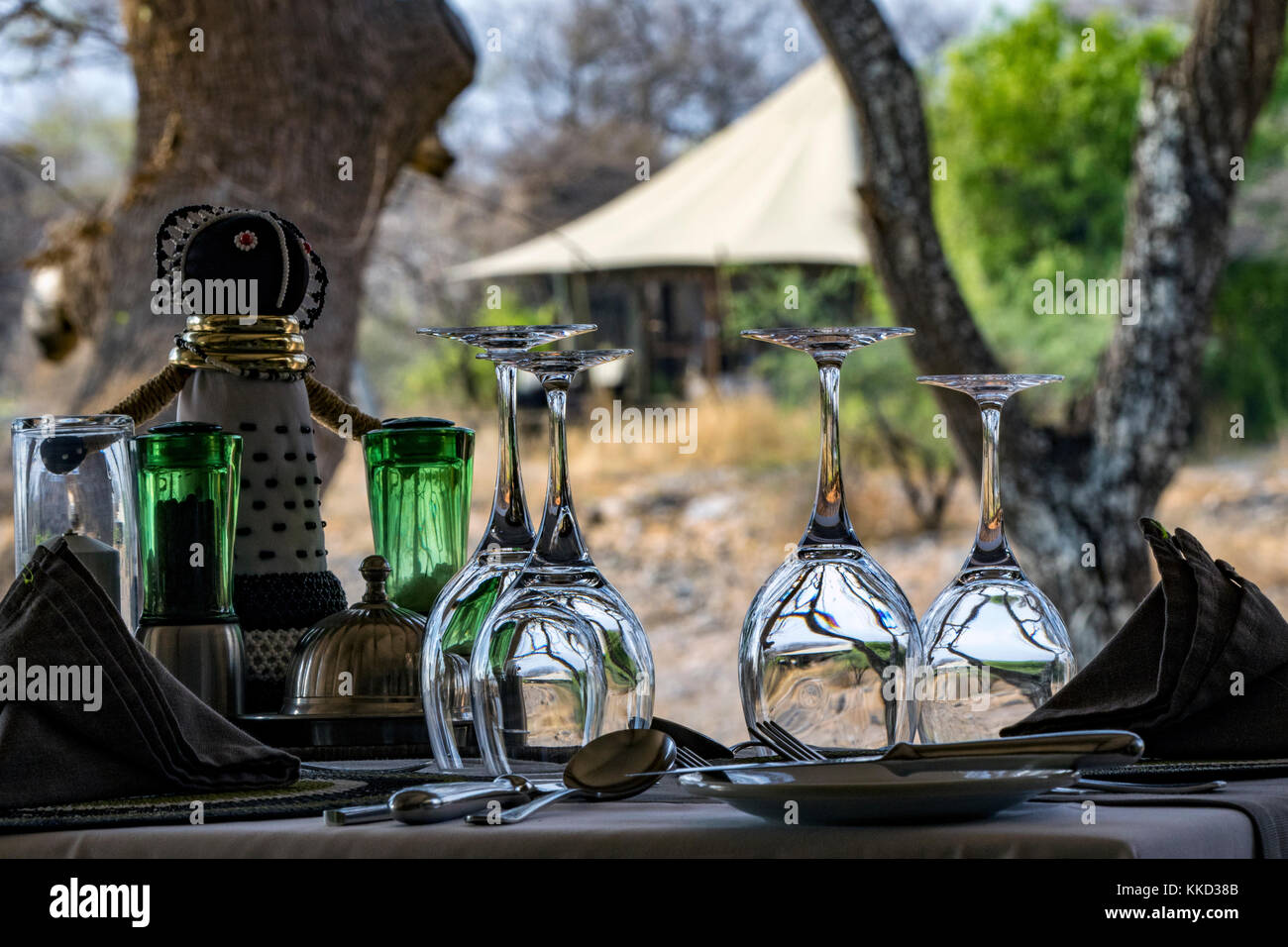 Coin repas extérieur à onguma Tented Camp, onguma game reserve, la Namibie, l'Afrique Banque D'Images
