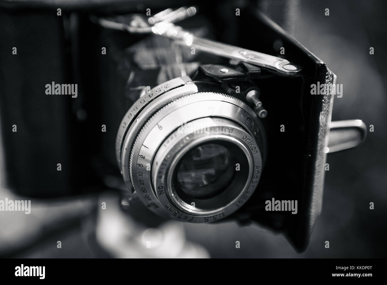 Un appareil photo pliable Karoron 120 vers 1949. Banque D'Images