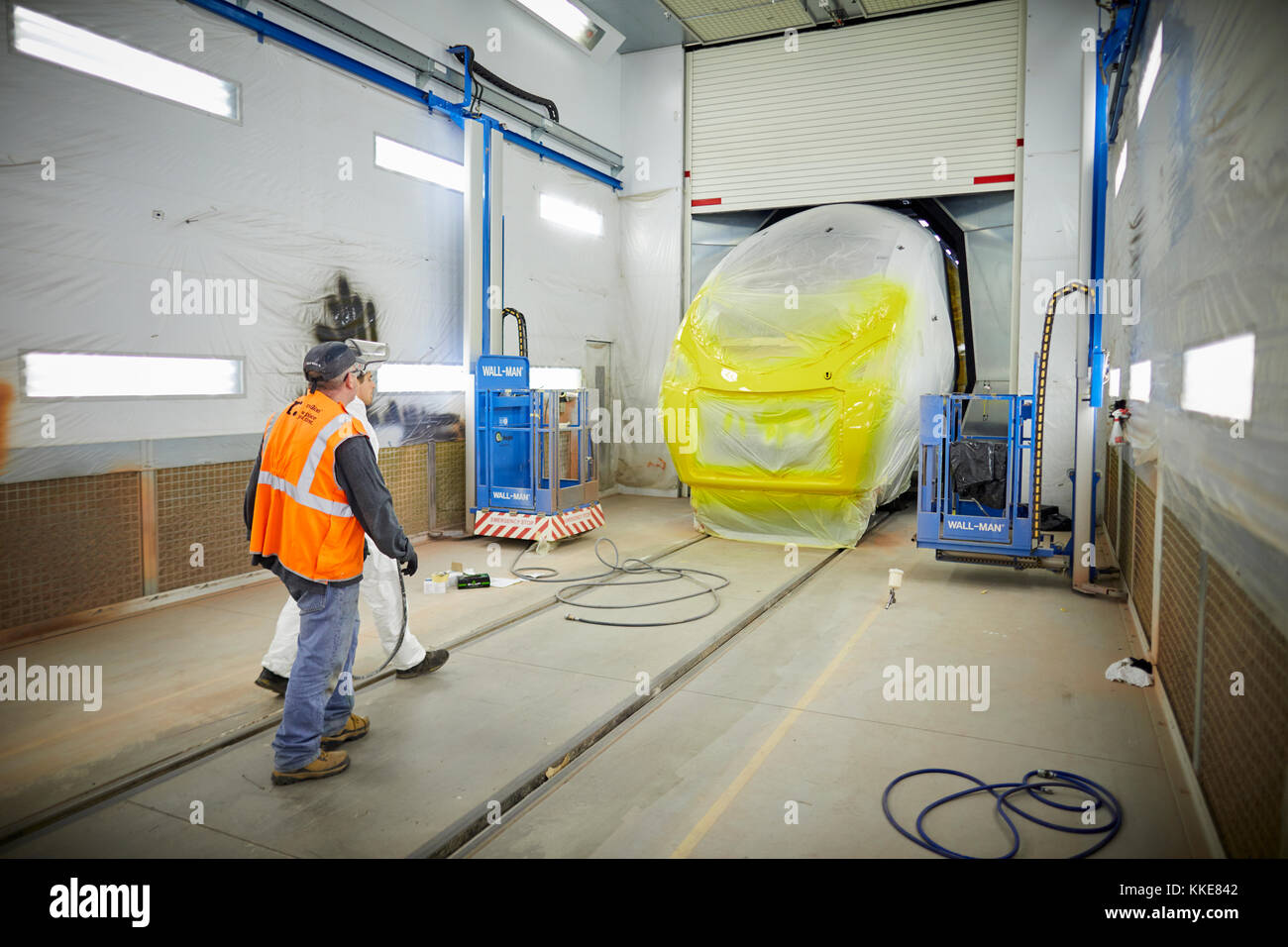 Classe 390 fer Pendolino Alstom d'être remis en stock au début de l'art, l'usine Alstom Widnes repeindre l'avant d'être repeint. Banque D'Images