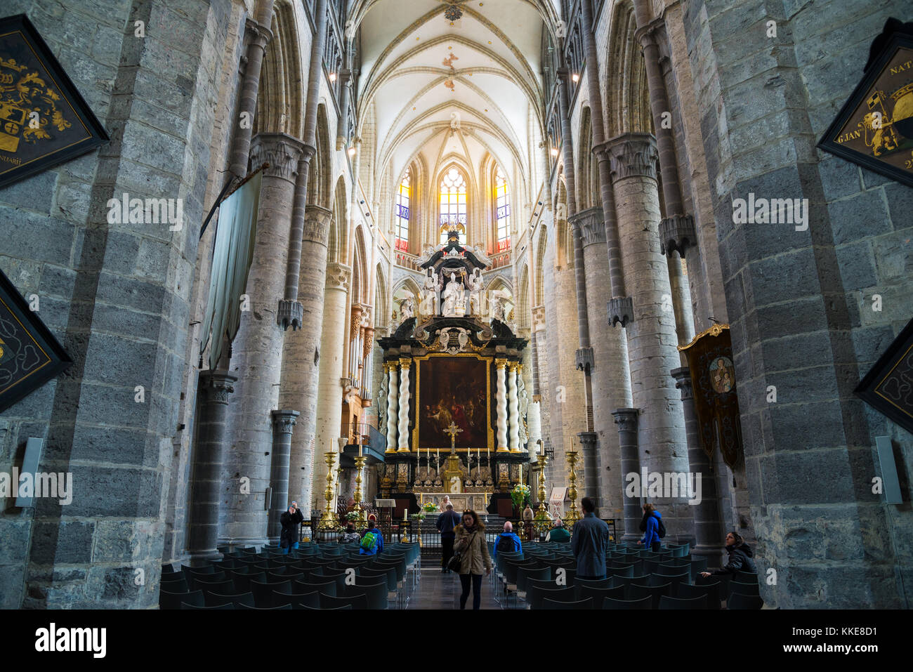 Gand, Belgique - 16 Avril 2017 : Interiors, peintures et les détails de l''Église Saint-Nicolas à Gand, Belgique Banque D'Images