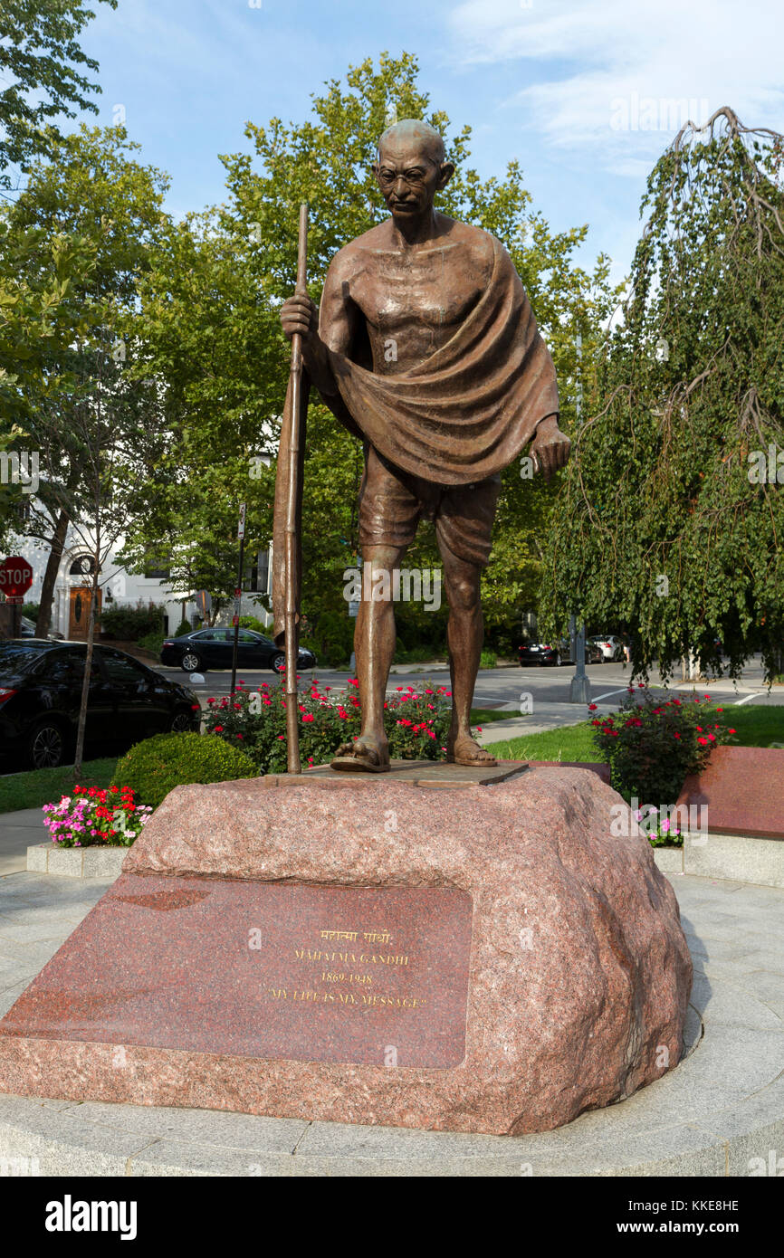 Le Mahatma Gandhi Memorial, installé en face de l'ambassade de l'Inde sur Massachusetts Avenue NW, Washington DC, United States. Banque D'Images