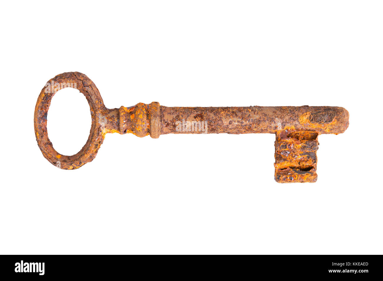 Old rusty key isolé sur fond blanc Banque D'Images