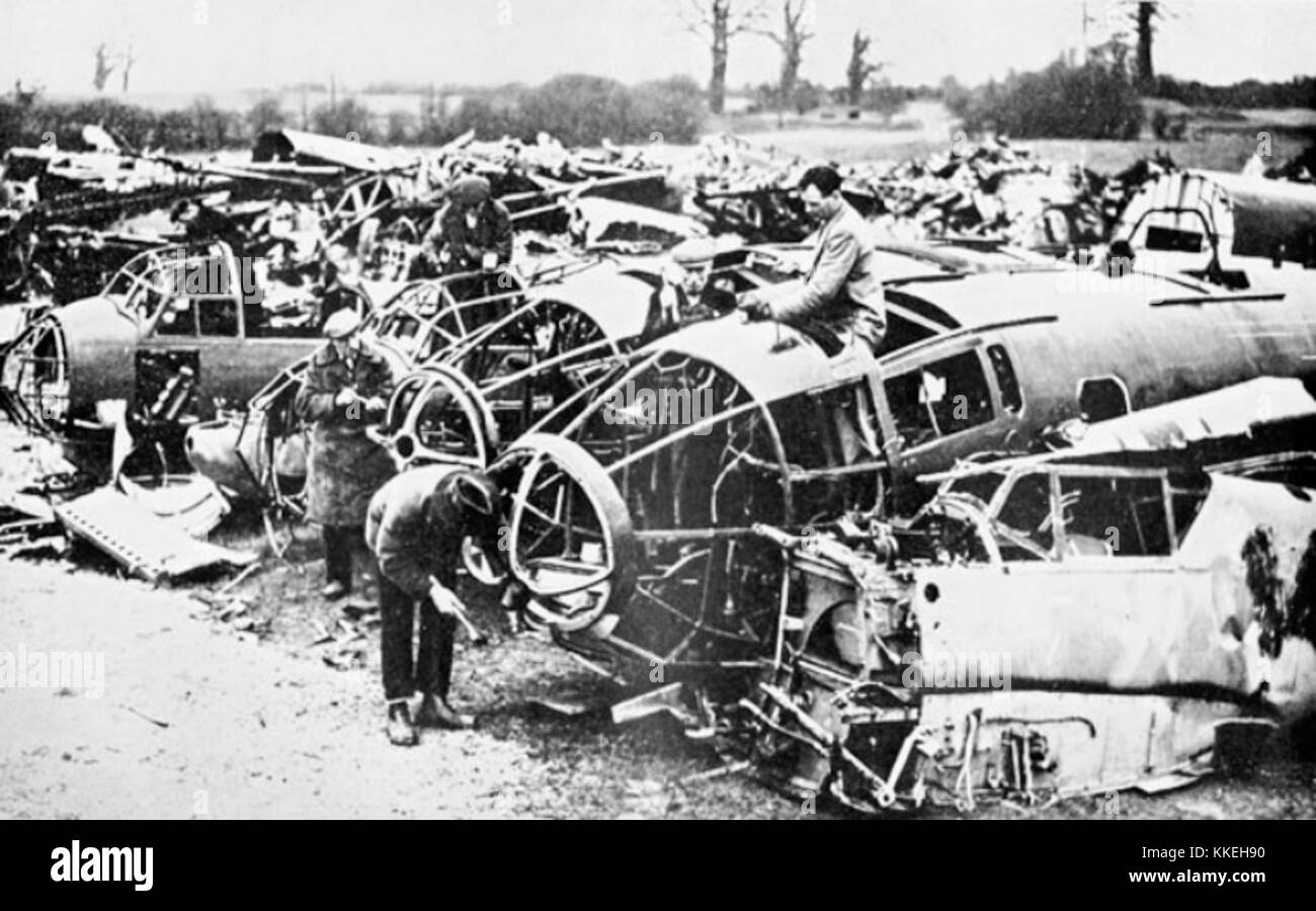 Image d'un avion allemand naufragé en Grande-Bretagne, capturée au cours de l'année 1940, montrant les dommages après le combat dans la seconde Guerre mondiale Banque D'Images
