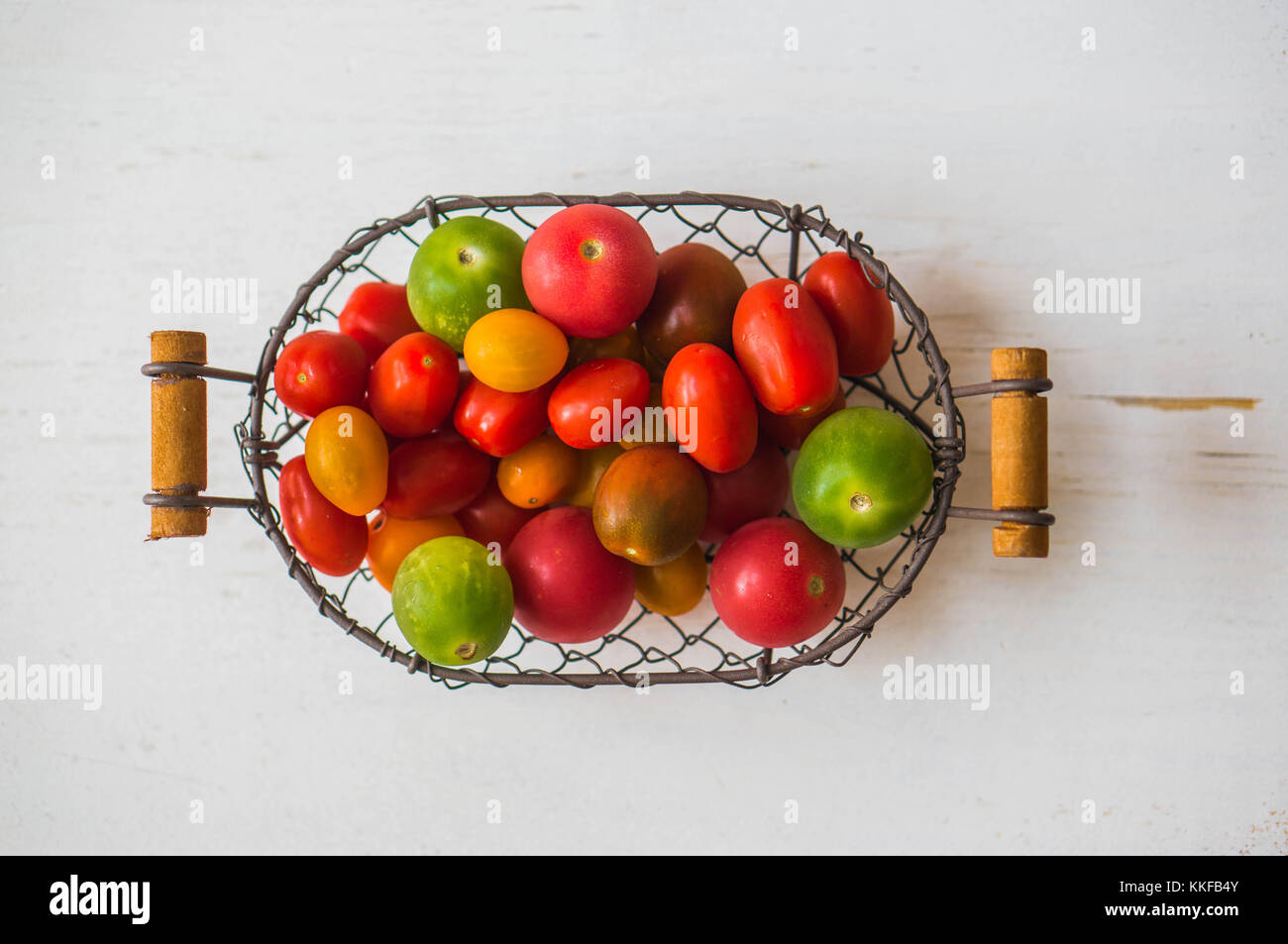 Les tomates d'élevage colorés Banque D'Images