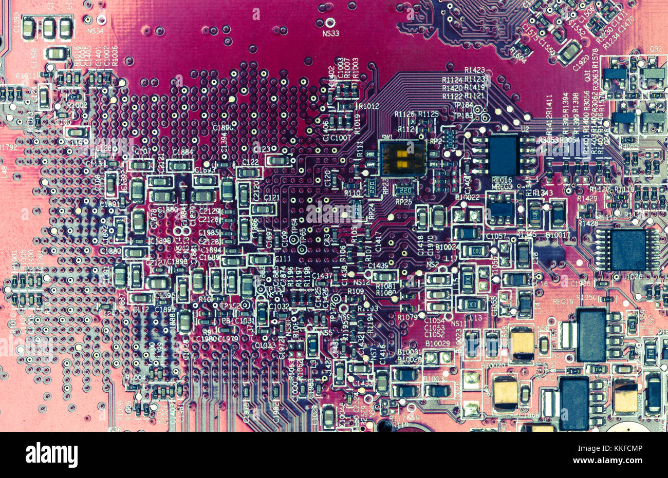 Carte circuit rétro rouge comme une structure arrière-plan. Banque D'Images