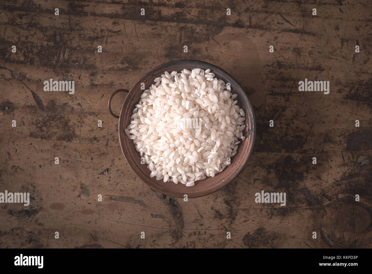 Cultivar de riz italien carnaroli cultivé plus connu comme le meilleur pour risotto Banque D'Images