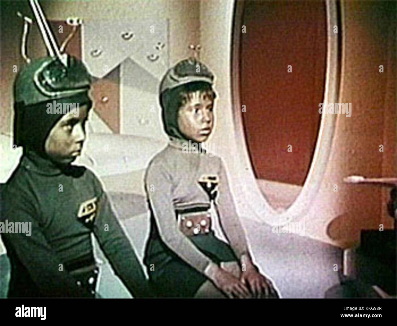 Cette image représente des Martiens, qui font probablement partie d'un scénario ou d'un film de science-fiction, dans un portrait de la vie extraterrestre. La représentation des Martiens reflète l'imagination de la culture populaire de la vie sur mars et sa représentation dans les médias. Banque D'Images