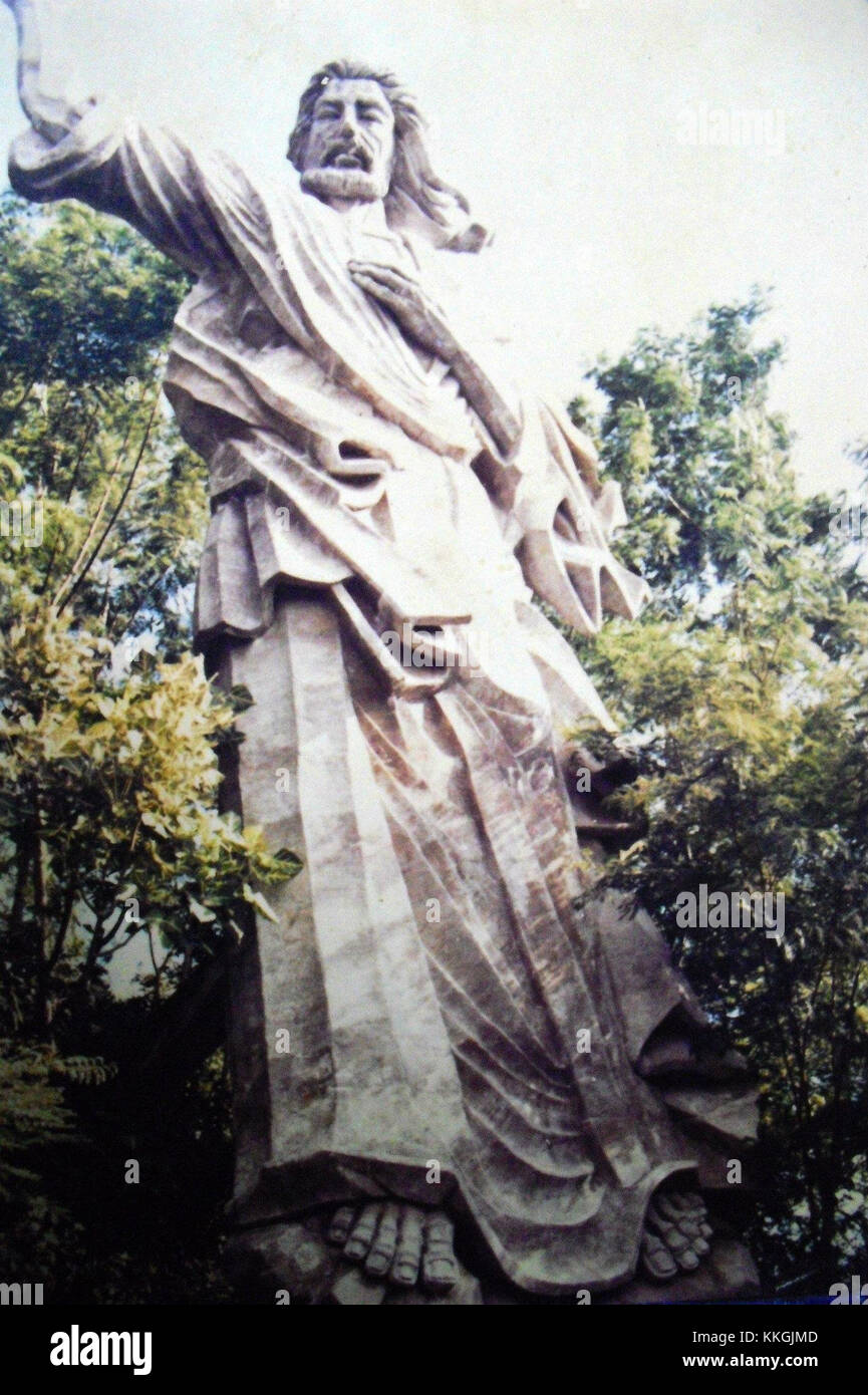 Christ sur la montagne est une œuvre religieuse représentant une scène biblique, soulignant la signification spirituelle et artistique de la représentation du Christ dans un cadre naturel. Banque D'Images