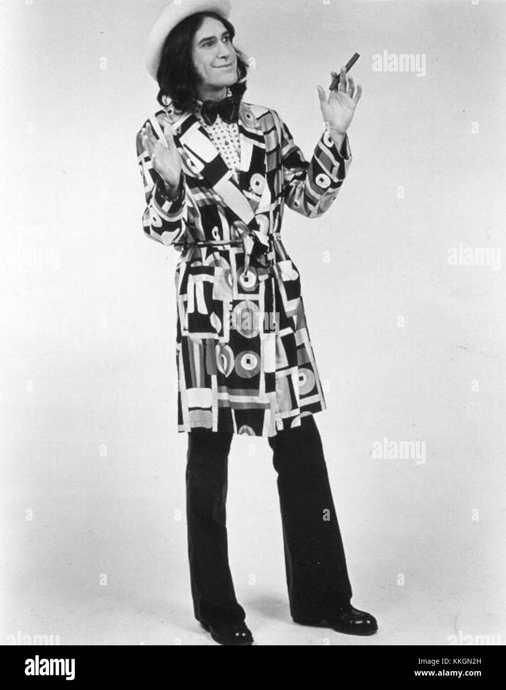 Ray Davies, le leader emblématique des Kinks, est célébré pour sa contribution à la musique rock. Connu pour son style unique d'écriture et de performance, il reste une figure clé de l'histoire du rock britannique. Banque D'Images