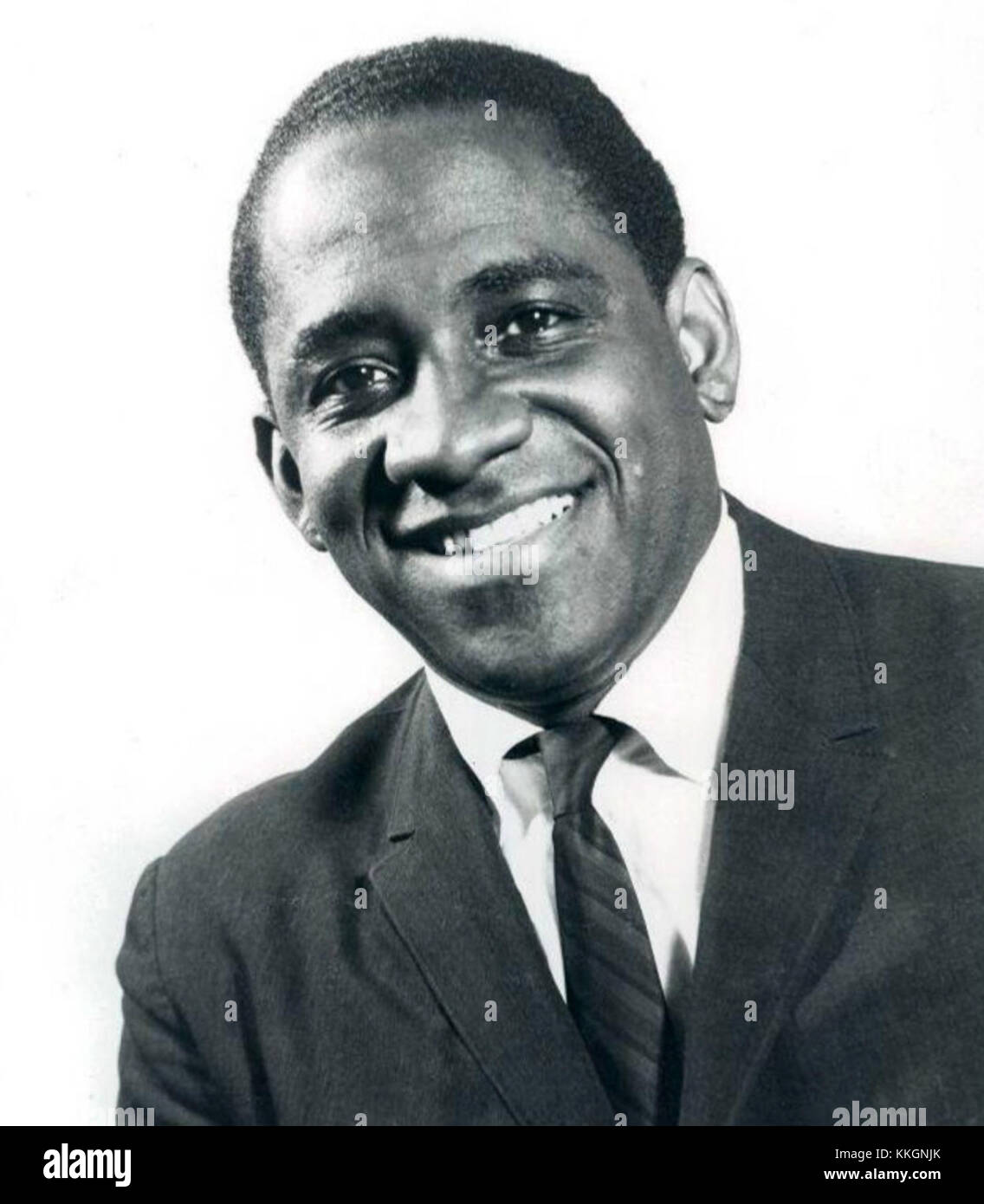 Mongo Santamaria était un percussionniste cubain et chef d'orchestre connu pour ses contributions importantes au jazz latin. Ses 1969 œuvres mettent en valeur la fusion des rythmes afro-cubains avec des influences jazz. Banque D'Images Mongo Santamaria était un percussionniste cubain et chef d'orchestre connu pour ses contributions importantes au jazz latin. Ses 1969 œuvres mettent en valeur la fusion des rythmes afro-cubains avec des influences jazz. Banque D'Images