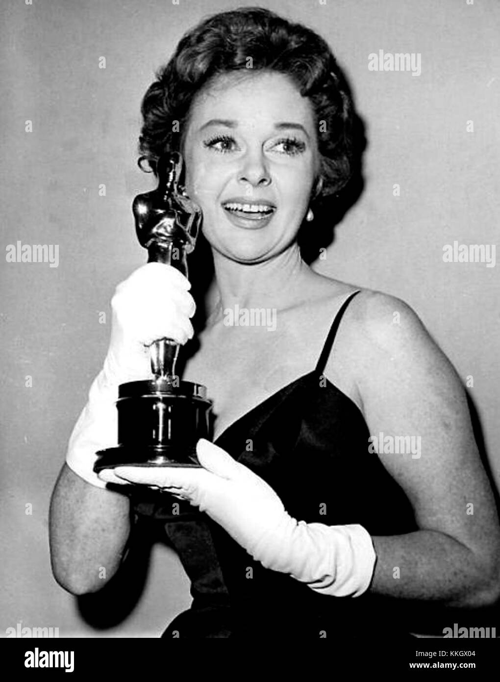 Cette image montre Susan Hayward, une actrice américaine, connue pour sa performance qui lui a valu une nomination aux Oscars en 1959. Elle était une figure éminente du cinéma hollywoodien classique. Banque D'Images