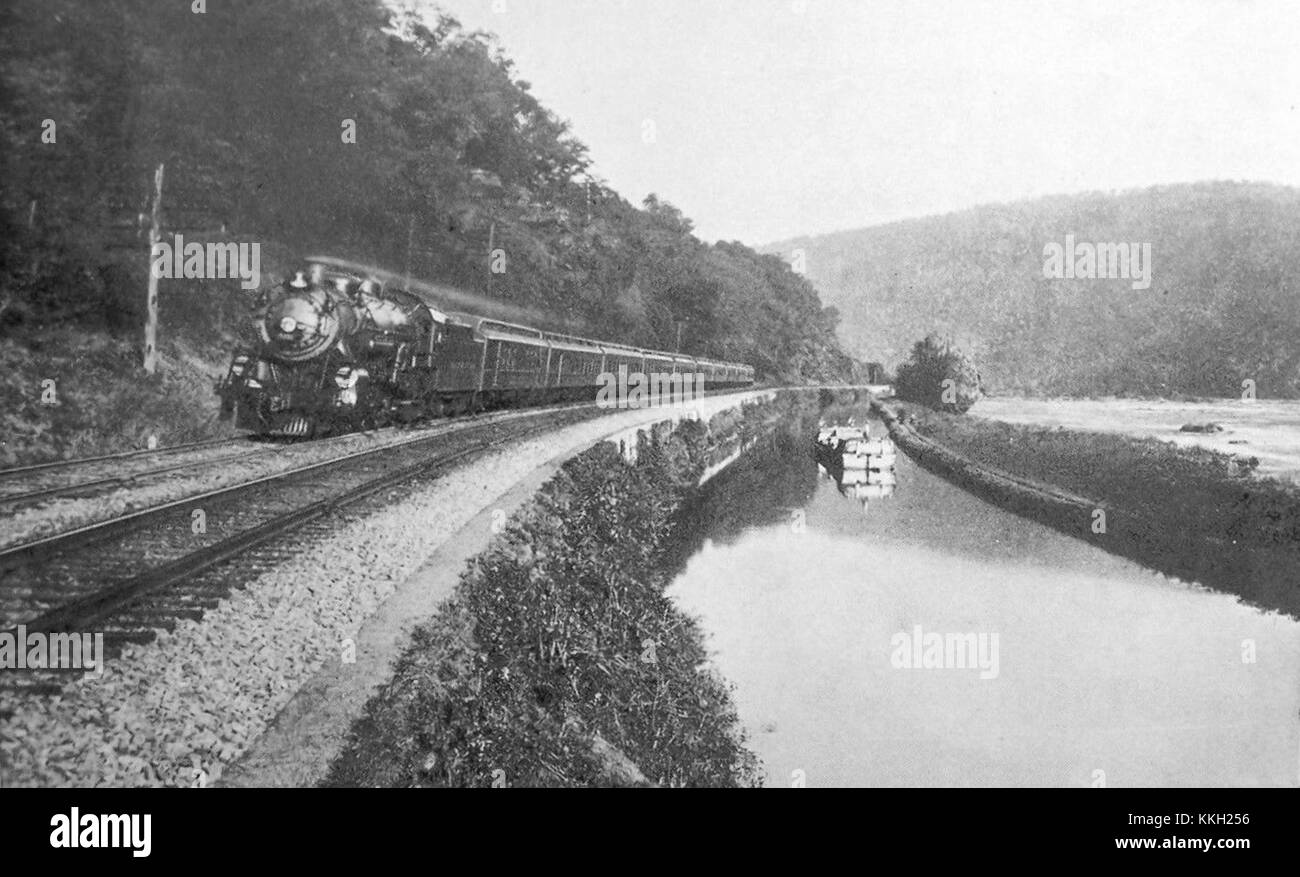 La Capitol Limited était une célèbre locomotive à vapeur exploitée par le Baltimore and Ohio Railroad, connue pour son rôle dans la liaison des grandes villes du nord-est des États-Unis au cours du XXe siècle. Banque D'Images