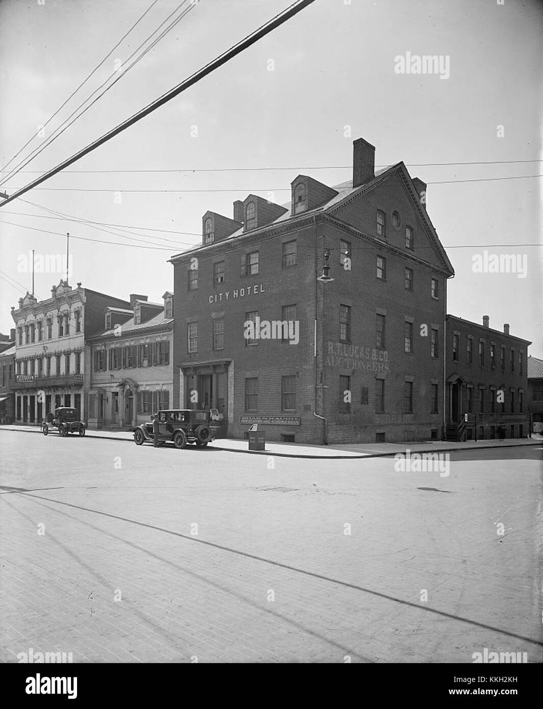 Le City Hotel et le Gadsby's Inn à Alexandrie étaient des établissements importants au XIXe siècle. Connus pour leur hospitalité, ils ont servi de centres sociaux pendant une période clé de l'histoire américaine. Banque D'Images