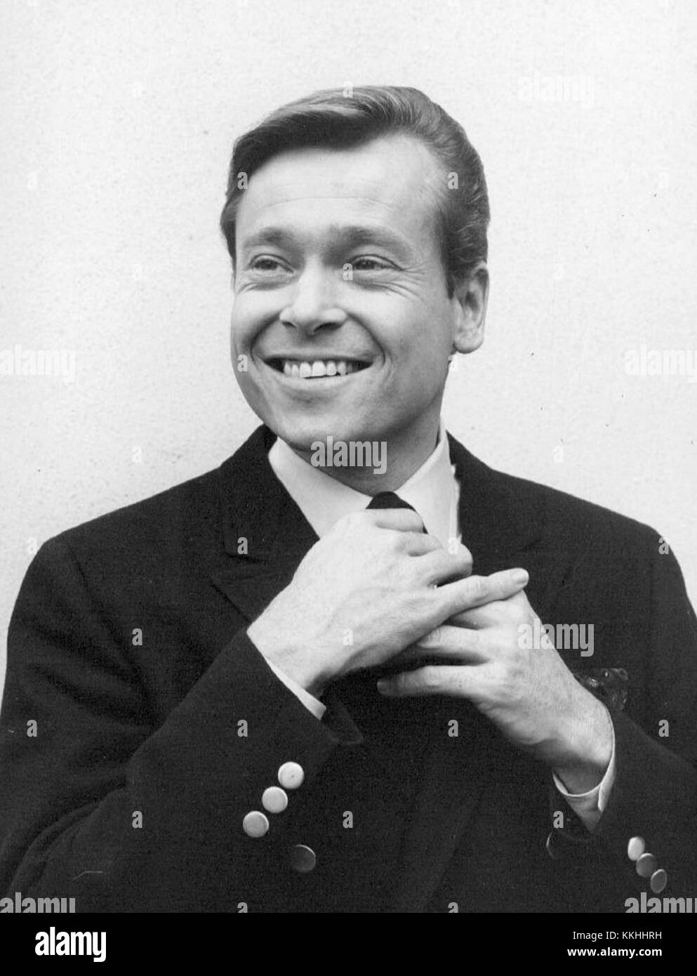 Peter Duryea est apparu dans l'épisode de 1968 de 'Dragnet', un drame procédural policier qui a gagné en popularité dans les années 1950 et 1960 Le rôle de Duryea dans cette émission classique fait partie de sa riche histoire dans le divertissement télévisé. Banque D'Images