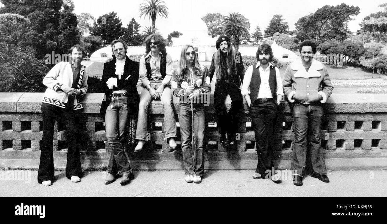 Une photographie des Doobie Brothers, un groupe de rock américain, prise en 1977. L'image reflète l'influence du groupe sur la musique rock américaine dans les années 1970 Banque D'Images