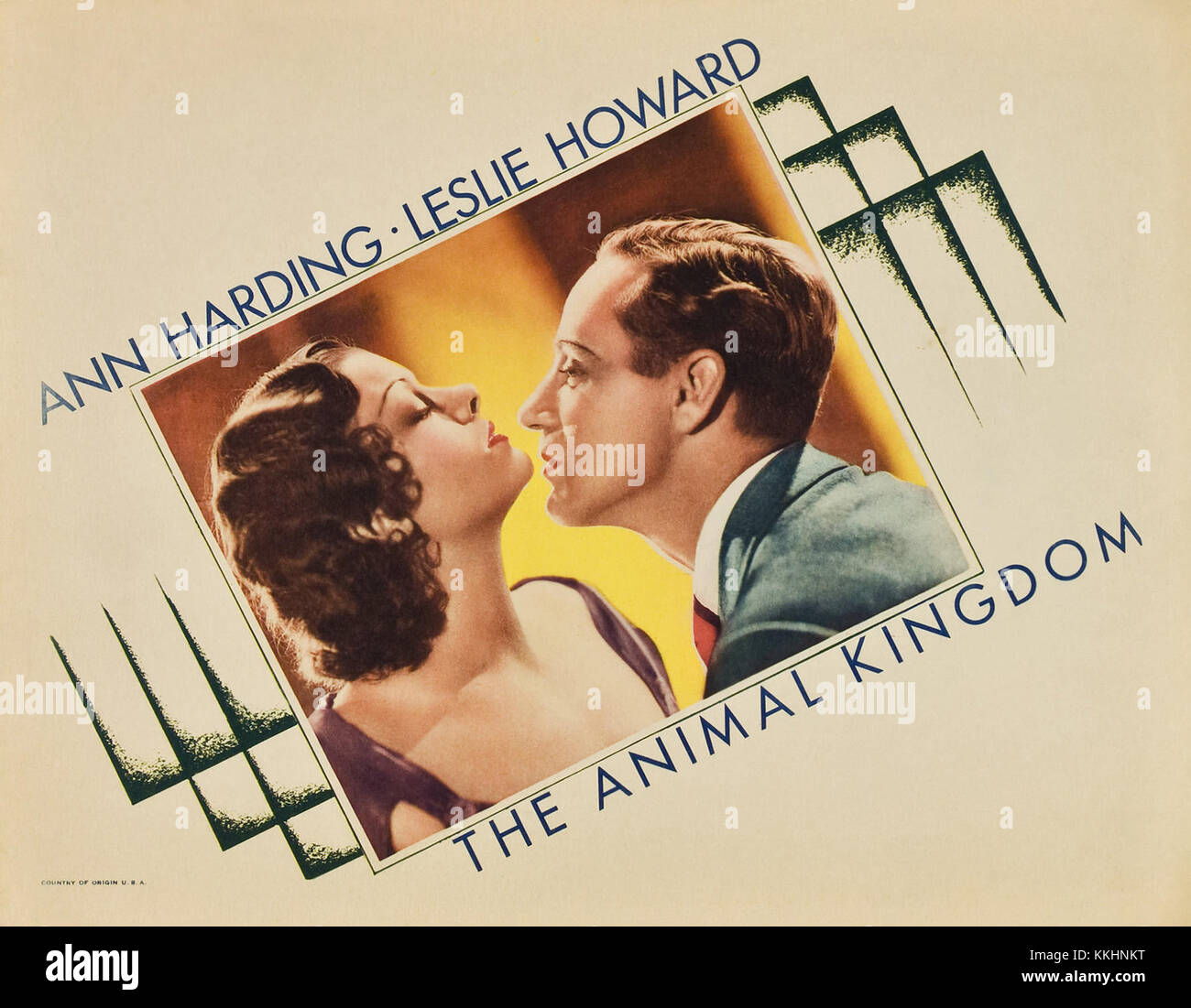 Cette affiche provient de *The animal Kingdom*, une production théâtrale. Il représente visuellement les thèmes de la pièce, mettant éventuellement en évidence le lien entre les humains et les animaux à travers des images symboliques et émotionnelles. Banque D'Images