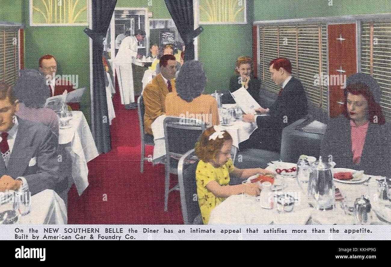 Le Southern belle Dining car représente une expérience culinaire vintage et luxueuse, souvent associée aux voyages en train classiques dans le Sud américain, offrant un aperçu historique unique du voyage en train du début du XXe siècle. Banque D'Images