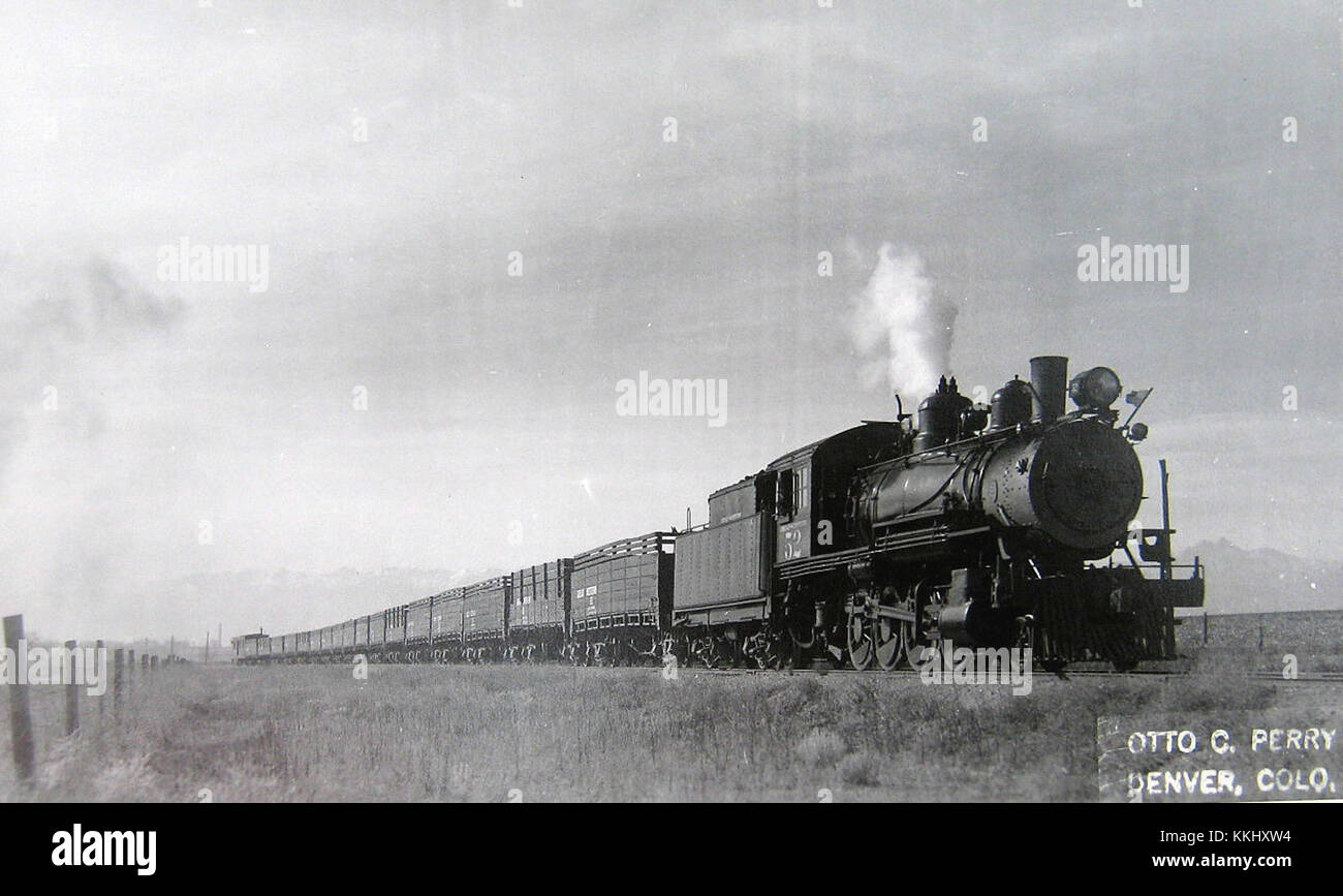 Cette image montre la Great Western Steam locomotive 52, un train historique important de la Great Western Railway, connu pour sa conception et son rôle dans l'histoire ferroviaire britannique. Banque D'Images