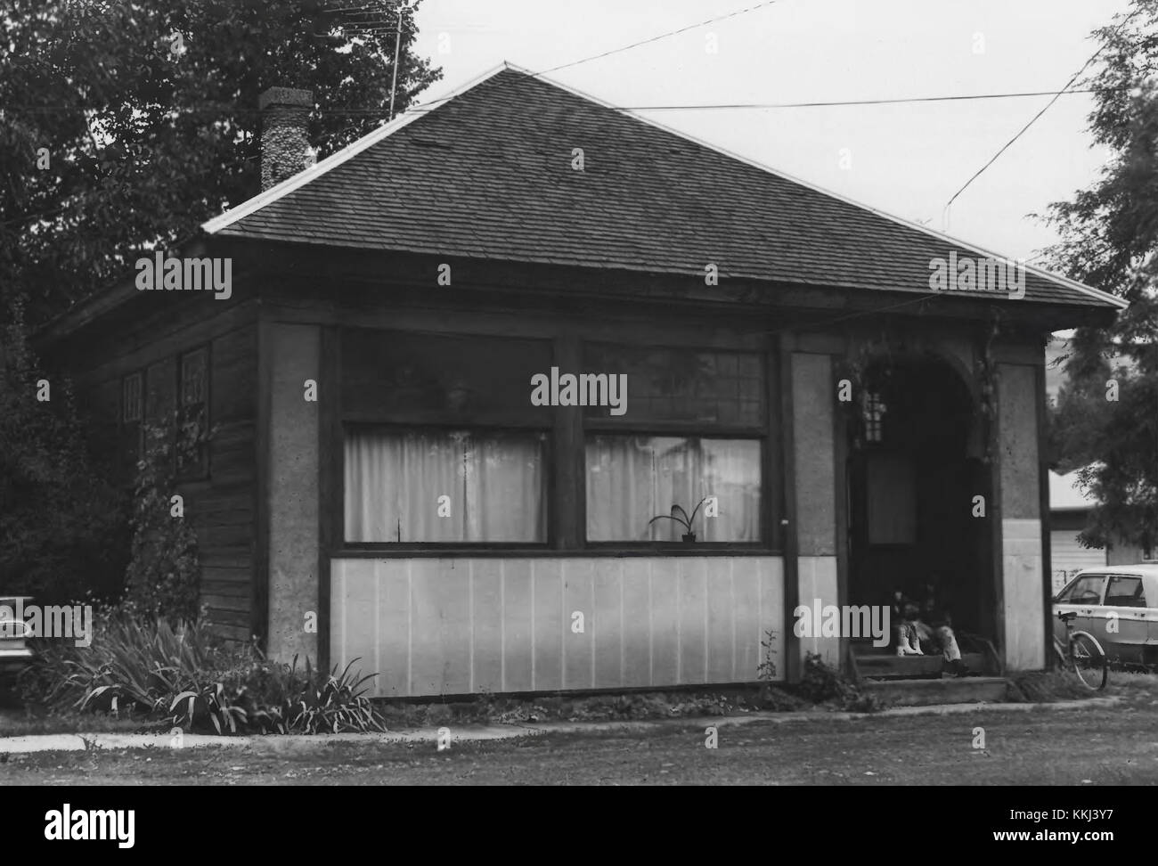 First Lapwai Bank, située à Lapwai, Idaho, est une institution importante dans la communauté locale, fournissant des services bancaires et soutenant la croissance régionale. Banque D'Images