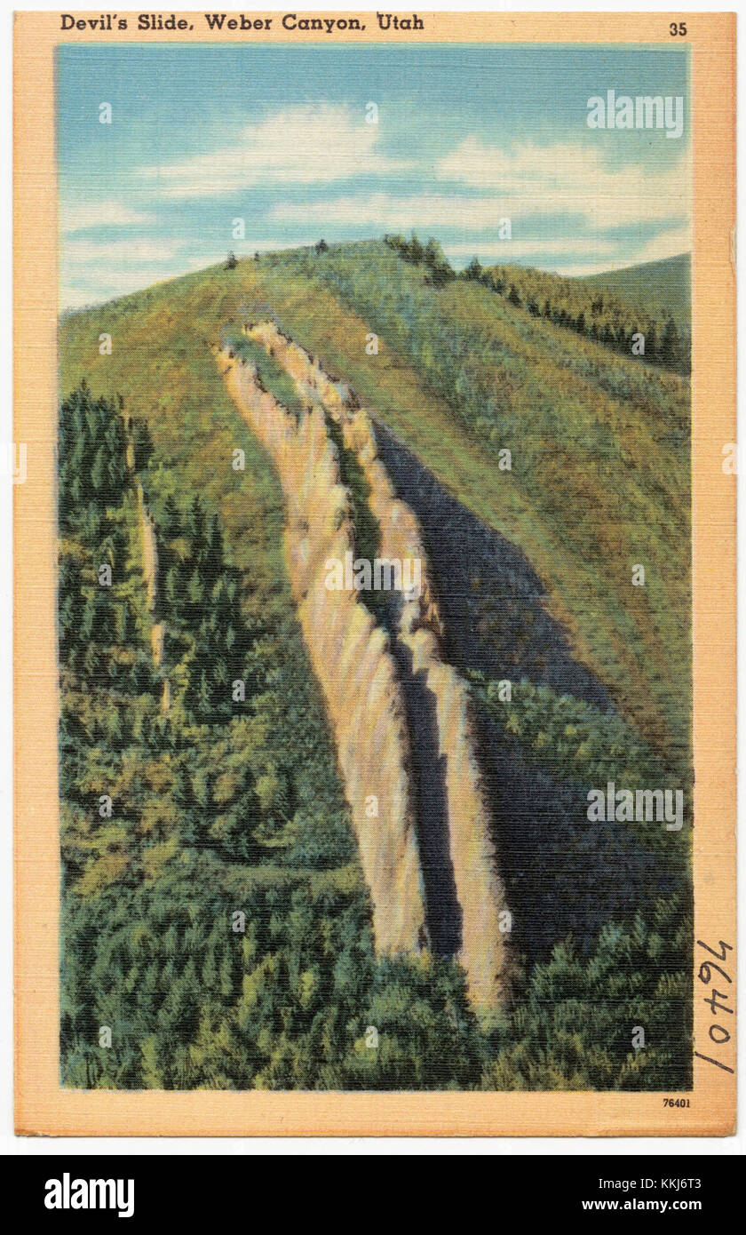 Le Diable's Slide à Weber Canyon, dans l'Utah, est une formation géologique connue pour ses parois rocheuses escarpées et spectaculaires. C'est un point de repère remarquable pour les voyageurs de passage dans la région et offre des vues panoramiques sur le terrain environnant. Banque D'Images