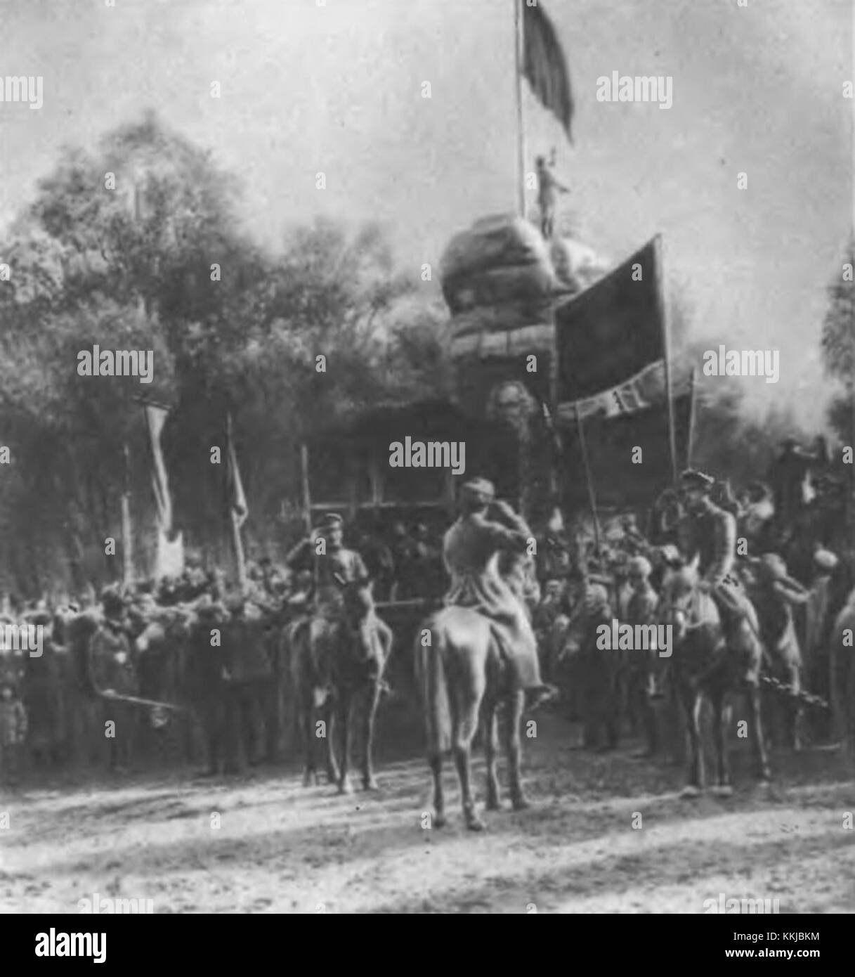 Krasnoe Znamja était un journal publié à Tachkent, en Ouzbékistan, en 1917, pendant la révolution russe. Il a joué un rôle dans la diffusion des idées révolutionnaires et des nouvelles politiques pendant cette période. Banque D'Images