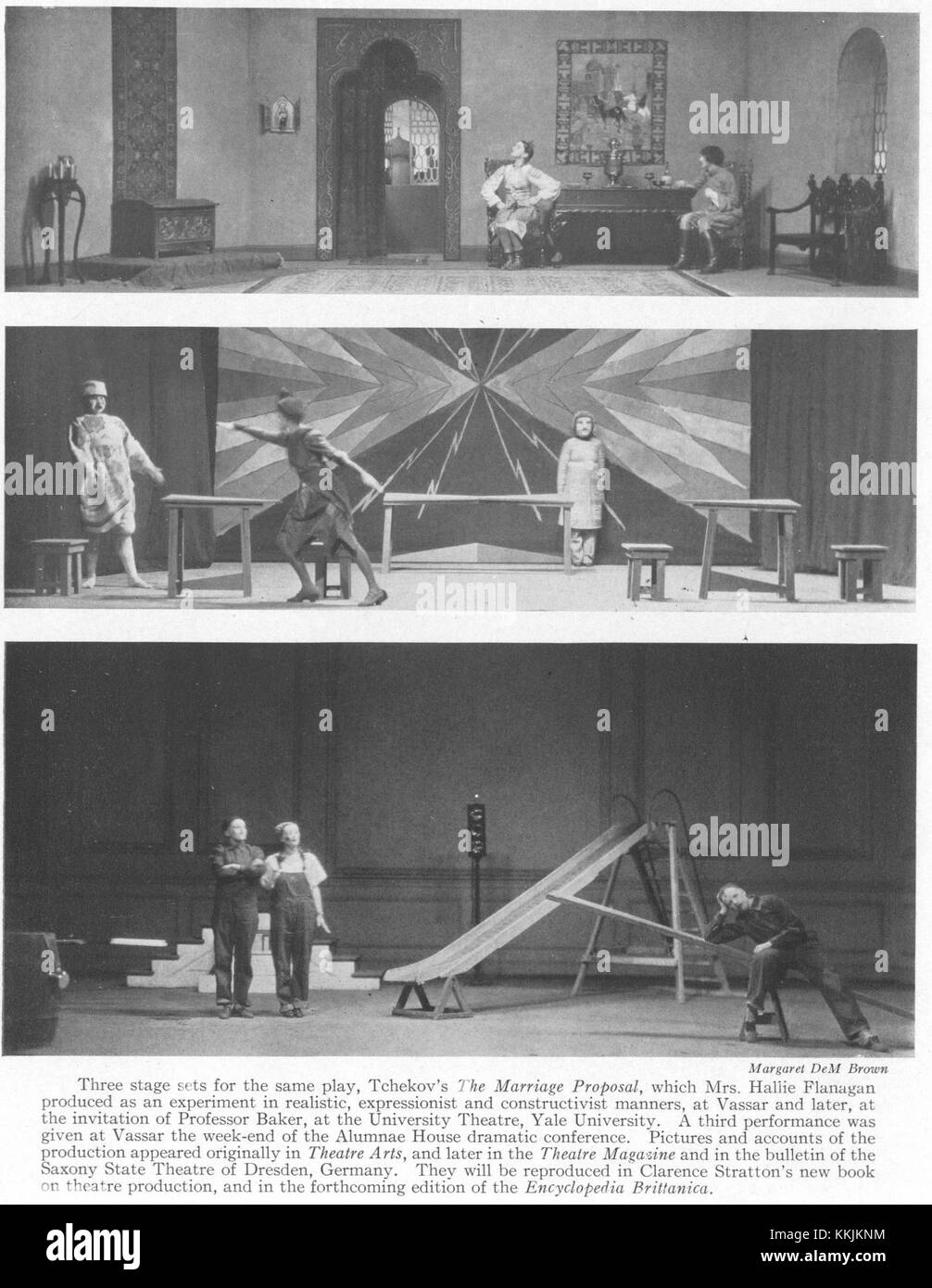 Une production de *The Marriage Proposal* d'Anton Tchekhov jouée par le Vassar Experimental Theatre en novembre 1927, présentant les efforts théâtraux américains du début du XXe siècle. Banque D'Images