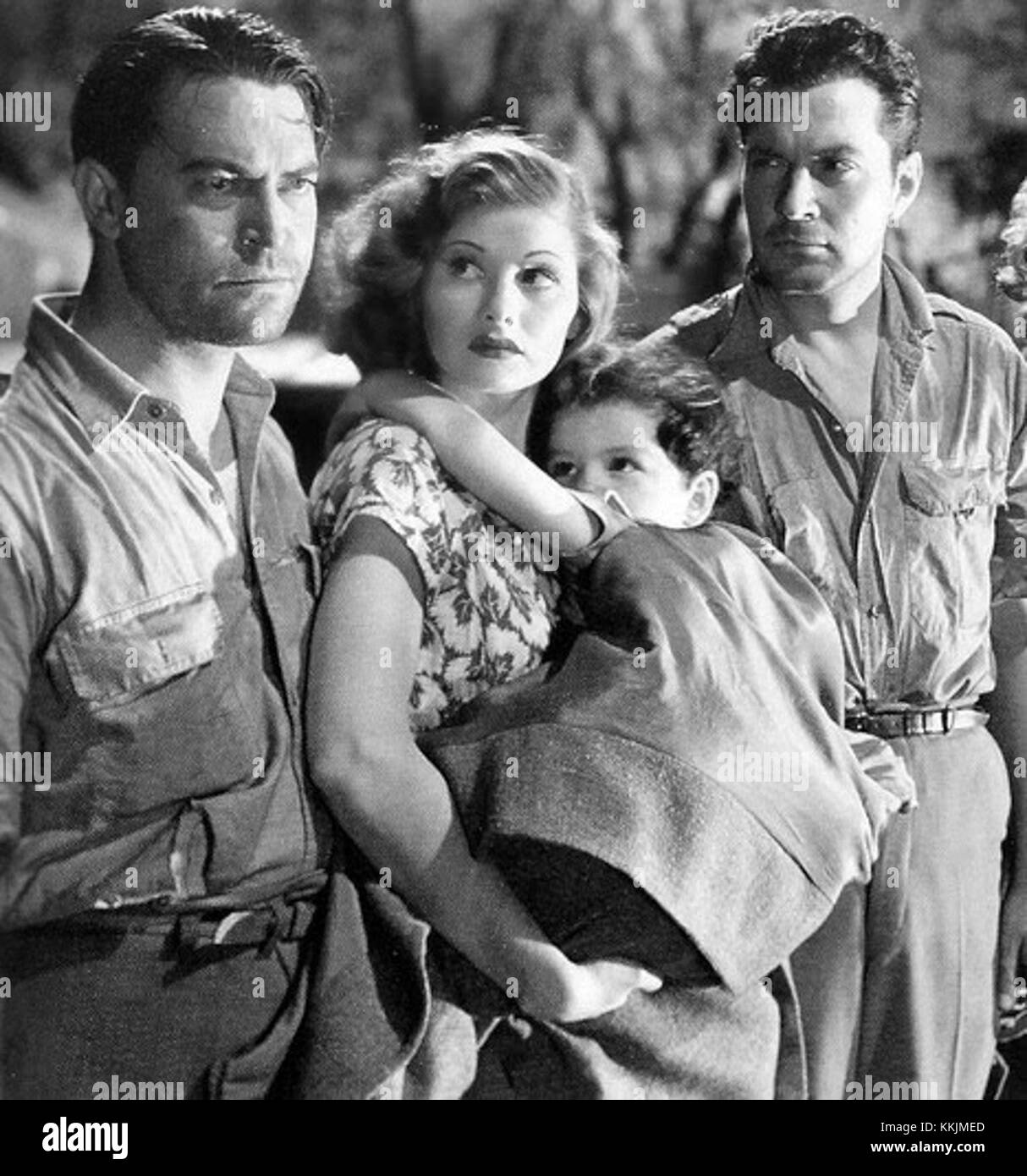 Five came Back (1939) est un film américain classique qui se concentre sur cinq passagers qui survivent à un accident d'avion dans la jungle. Il explore leur survie, leurs relations et leurs expériences. Banque D'Images