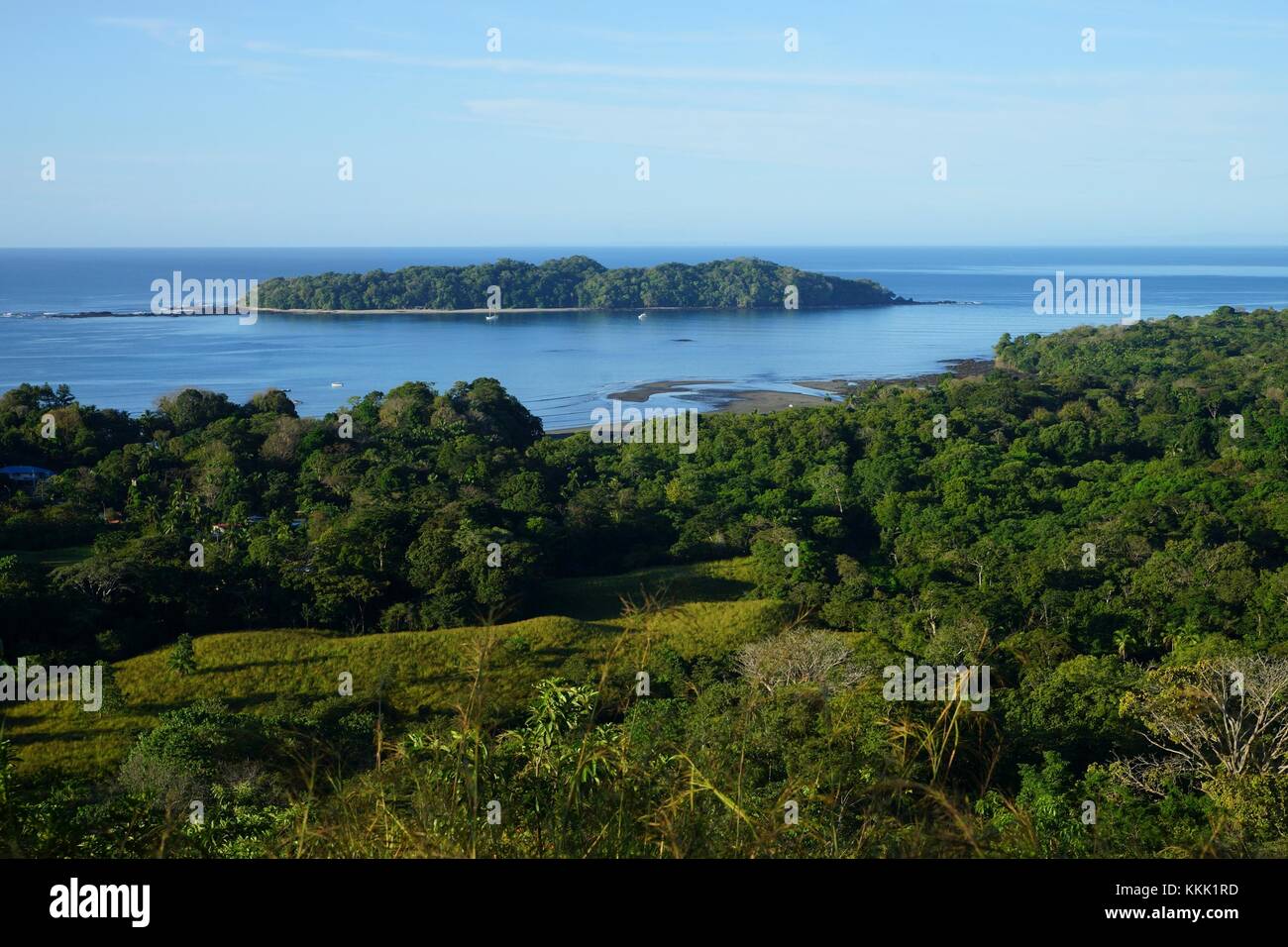 Vue surélevée sur Isla Gobernadora, Panama depuis Santa Catalina Villarge Banque D'Images