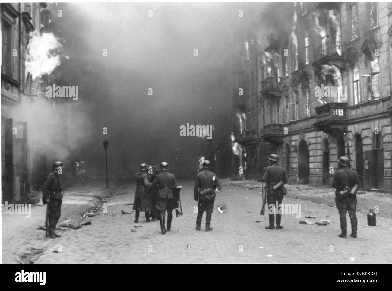 Le rapport Stroop documente la répression du soulèvement du ghetto de Varsovie pendant la seconde Guerre mondiale. Il fournit un compte rendu détaillé des opérations militaires allemandes contre les combattants de la résistance juive dans le ghetto. Banque D'Images