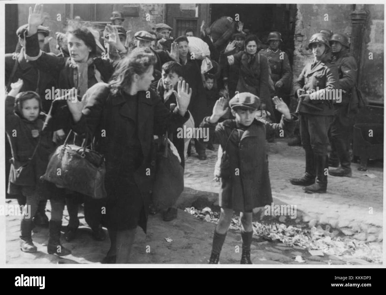 Le rapport Stroop fournit un compte rendu détaillé du soulèvement du ghetto de Varsovie, documentant les événements de la résistance juive contre les forces nazies en 1943, pendant la première Guerre mondiale Banque D'Images
