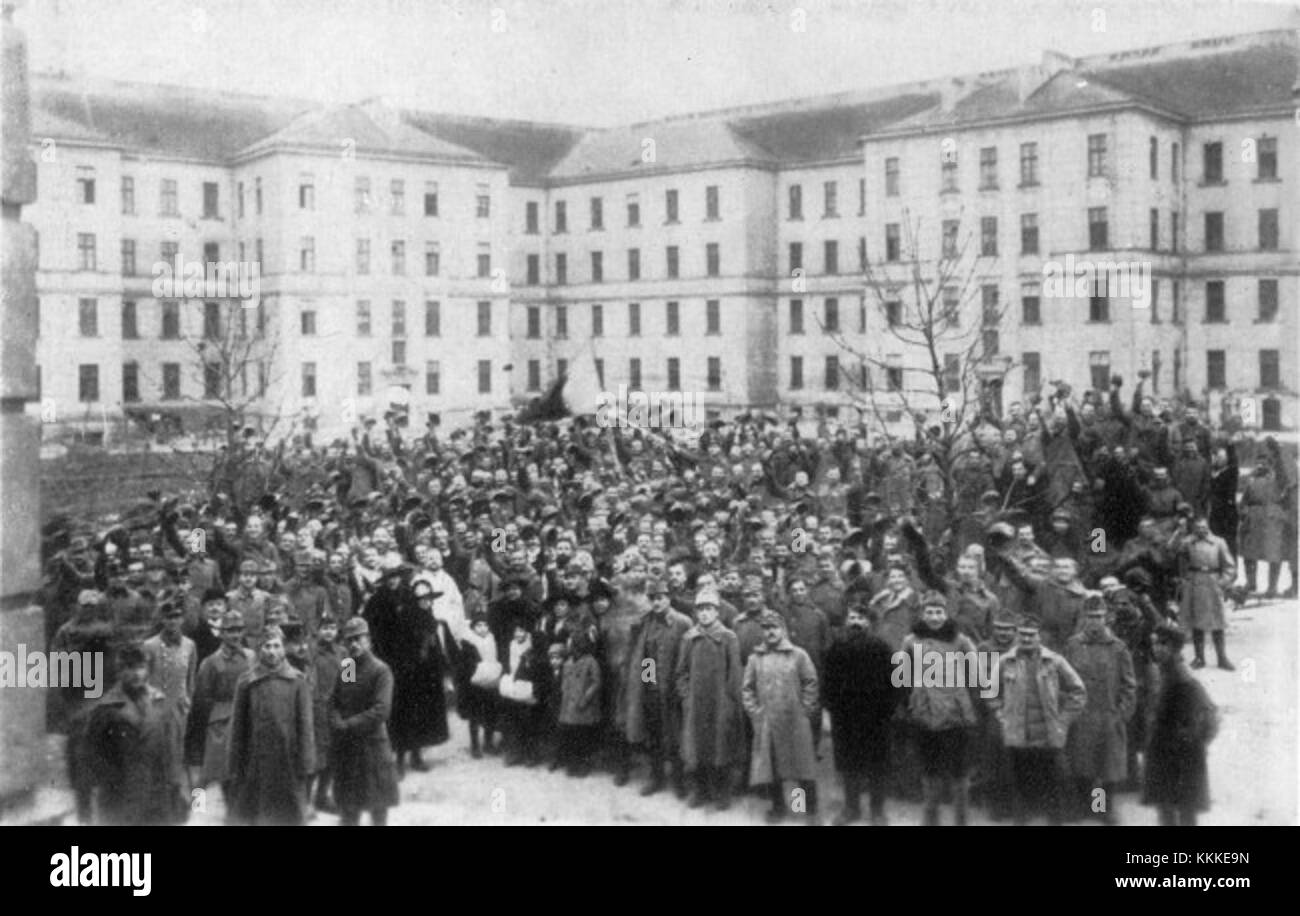 'Jurământ 17 noiembrie 1918' (serment du 17 novembre 1918) fait référence à un événement clé de l'histoire roumaine lorsque les dirigeants de la nation ont prêté serment pour défendre l'unité nationale et l'indépendance. Il marque un moment crucial dans l'établissement de la Roumanie moderne. Banque D'Images