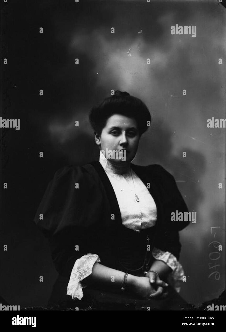 Anna Vyrubova était une noble russe et confidente de Tsarina Alexandra Feodorovna. Elle a joué un rôle important dans la cour de l'Empire russe et a été impliquée dans divers événements historiques au début du XXe siècle. Banque D'Images