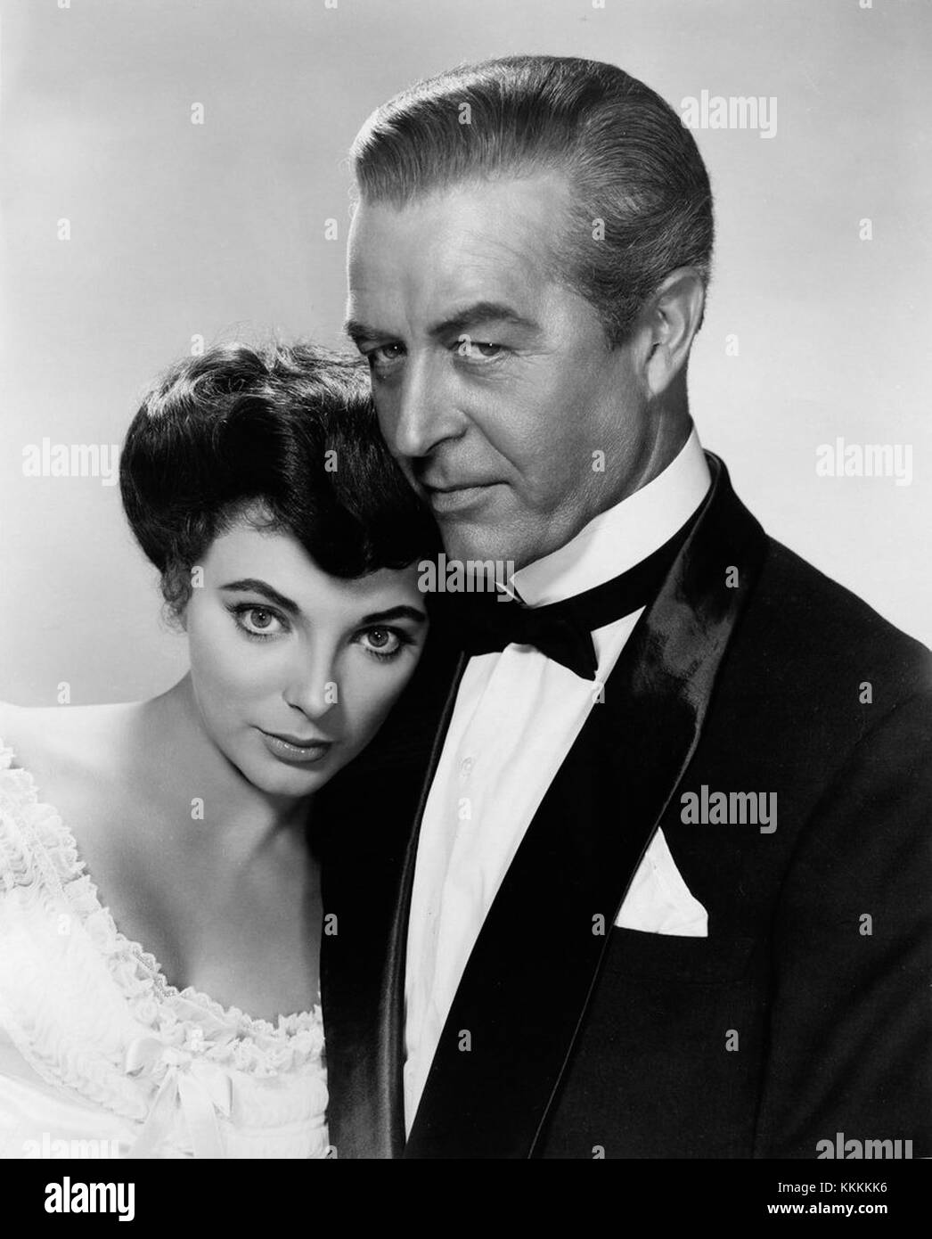 The Girl in the Red Velvet Swing est un film de 1955 mettant en vedette Joan Collins et Ray Milland. Il est basé sur une histoire vraie et implique des thèmes de la criminalité et de la romance dans l'Amérique du début du XXe siècle. Banque D'Images