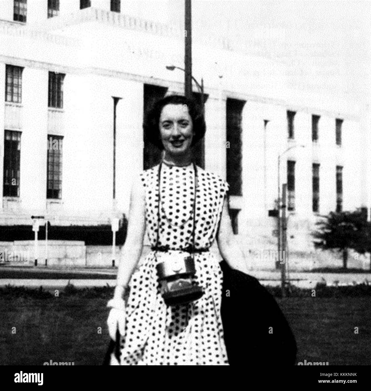 Jeanne Demessieux était une organiste et compositrice française de renom. Cette image est probablement liée à ses performances musicales ou à ses compositions, marquant son influence dans le monde de la musique classique. Banque D'Images