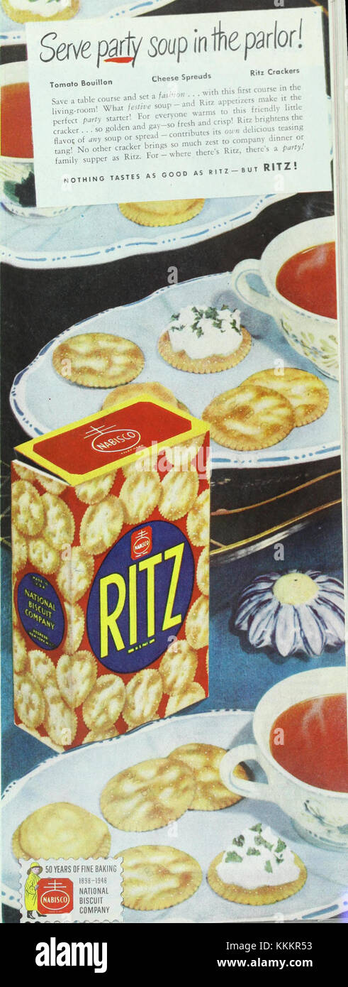 Cette publicité de 1948 pour Ritz Crackers du Ladies' Home Journal met en évidence les stratégies marketing de brandâ€™ au milieu du XXe siècle. Il souligne la polyvalence et l'attrait du productâ€™s pour les femmes au foyer de l'époque. Banque D'Images