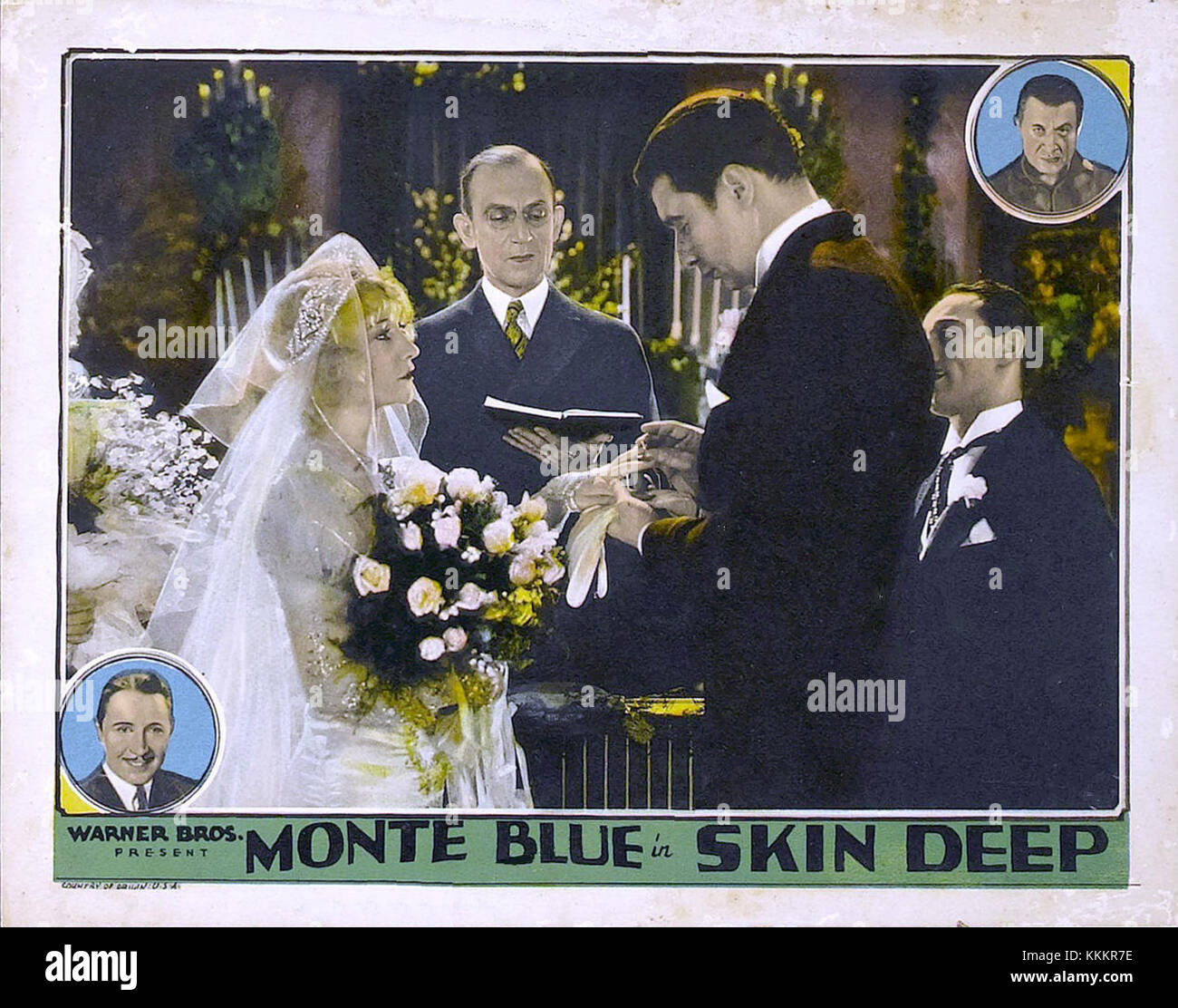 La carte de lobby « Skin Deep » est une image promotionnelle du film « Skin Deep », une comédie de 1989 sur un homme féministe qui navigue dans des relations complexes. La carte du lobby présente généralement des scènes ou des acteurs clés pour promouvoir le film. Banque D'Images