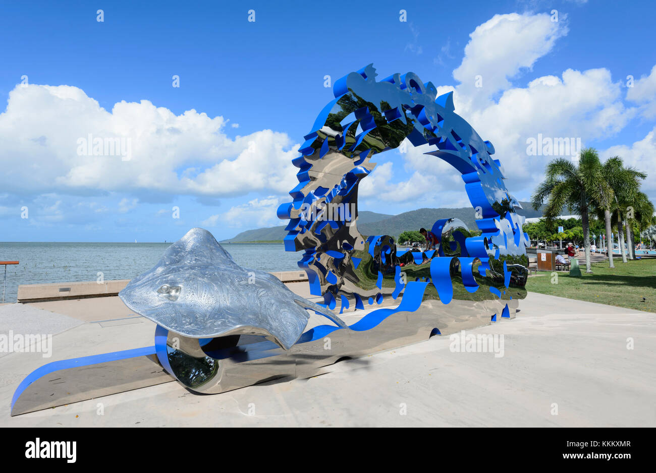 Les citoyens accès à la Grande Barrière de corail est une oeuvre d'artiste autochtone Brian Robinson, l'Esplanade de Cairns, l'extrême nord du Queensland, FNQ, Queensland, Banque D'Images