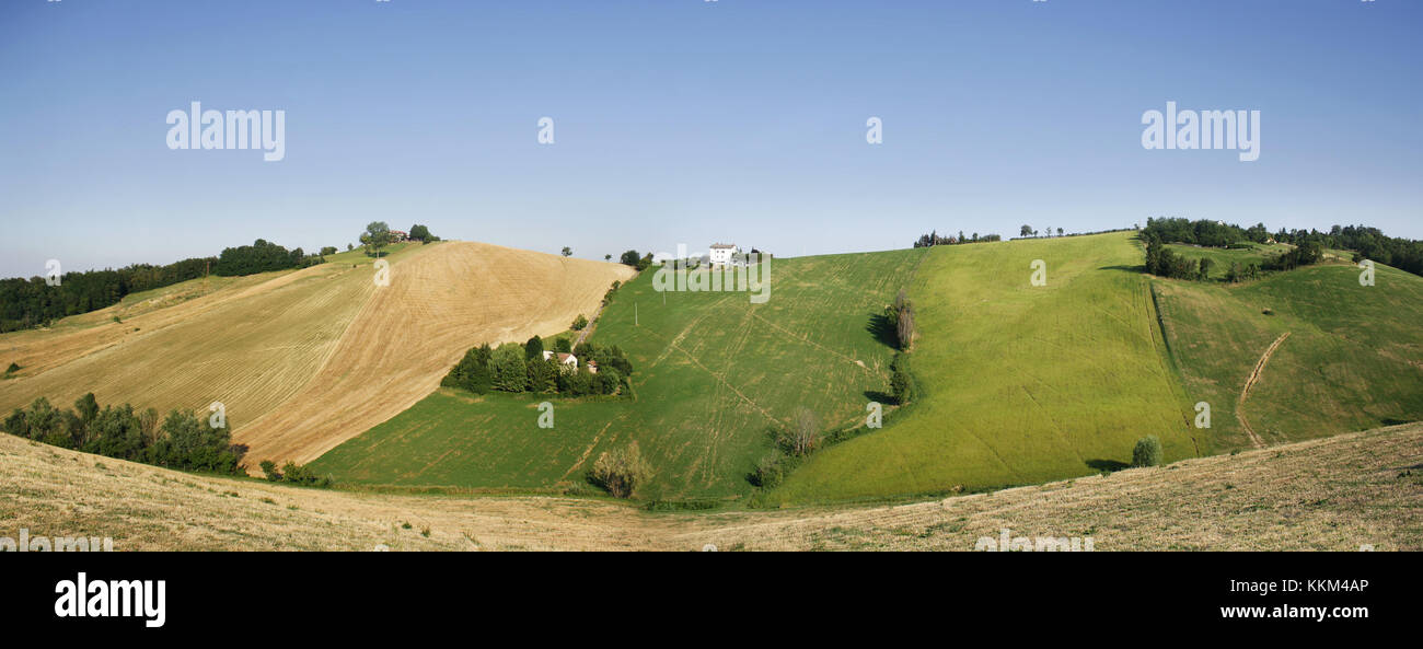 Belle vue sur campagne vallonnée, italie Banque D'Images