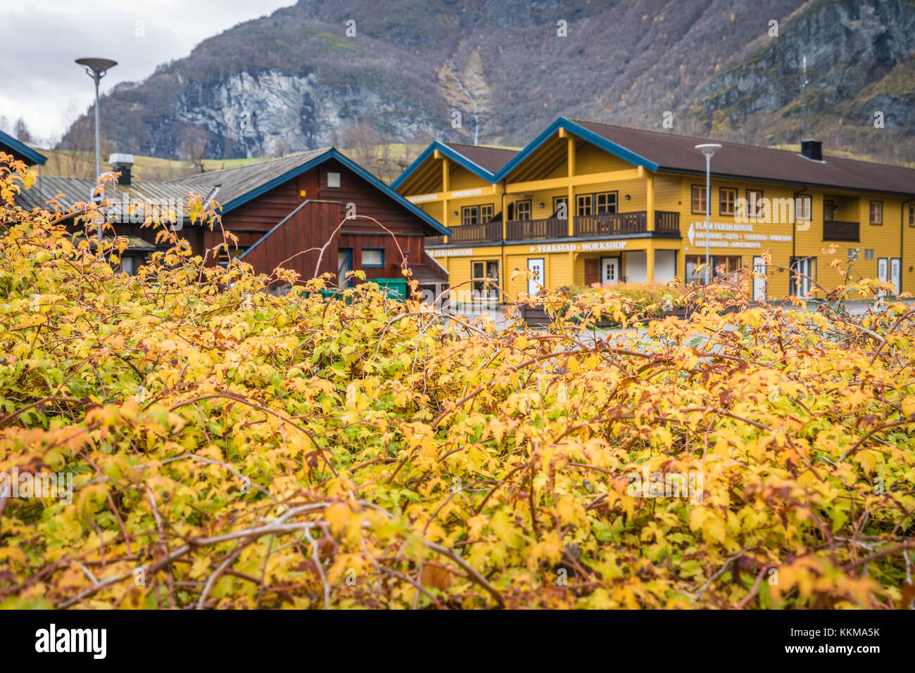 Bergen, Norvège - octobre 2017 : petit flamsbana in Norway Railway Museum et d'autres bâtiments dans la ville de flam, Norvège Banque D'Images