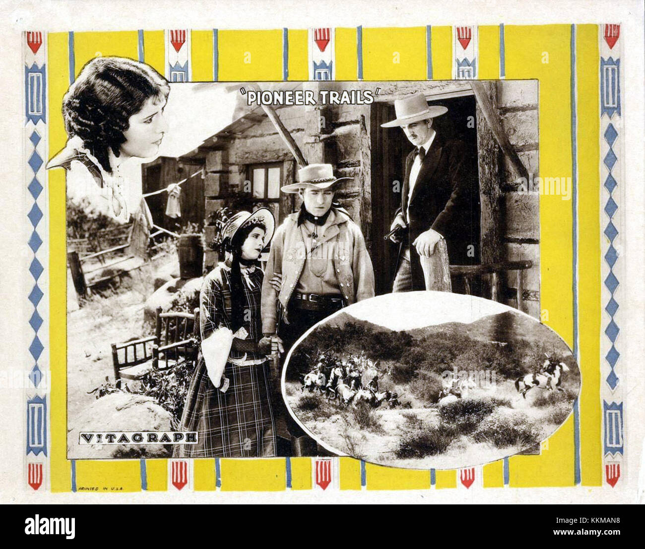 La carte « Pioneer Trails » fait la promotion d'un film historique qui met en lumière les luttes et les aventures des premiers pionniers voyageant à travers la frontière américaine. Banque D'Images