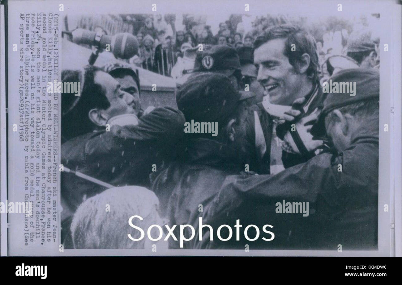 Jean-Claude Killy, skieur alpin français, est représenté dans une image des Jeux olympiques d'hiver de 1968, où il a remporté trois médailles d'or, consolidant ainsi sa place dans l'histoire du ski. Banque D'Images