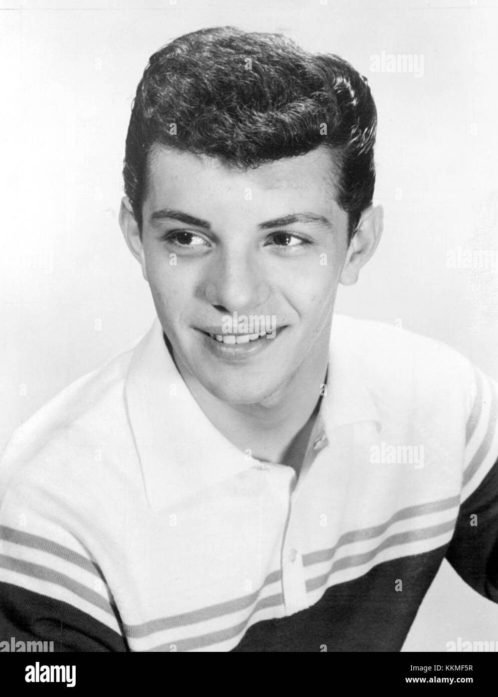 Frankie Avalon, acteur américain et idole adolescente, est devenu célèbre dans les années 1950 et 1960 avec des chansons à succès comme 'venus' et ses rôles dans des films de Beach party. En 1959, Avalon était une figure clé de la scène pop américaine. Banque D'Images