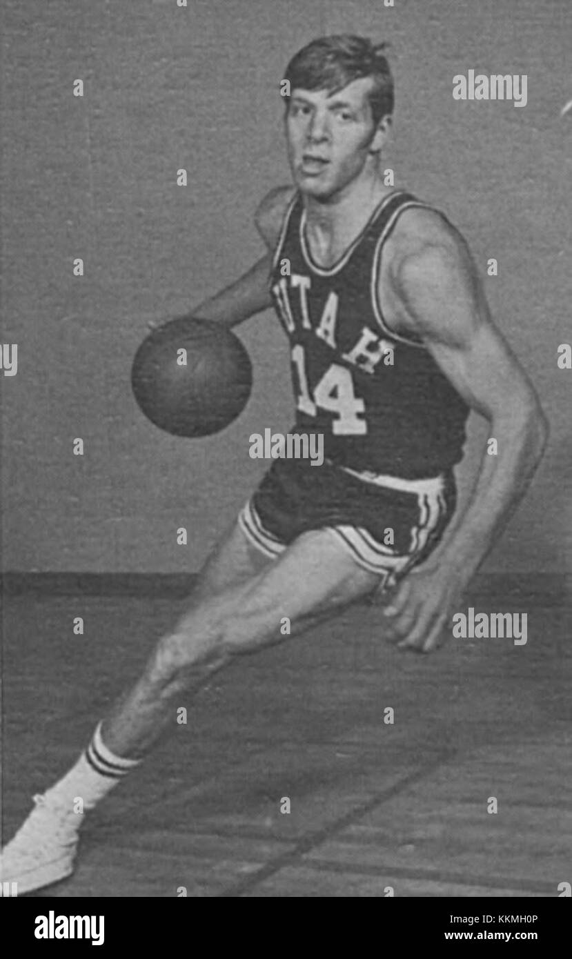 Mike Newlin est connu pour sa carrière dans le basket-ball professionnel, ayant joué en NBA, contribuant à ce sport pendant ses années actives. Banque D'Images