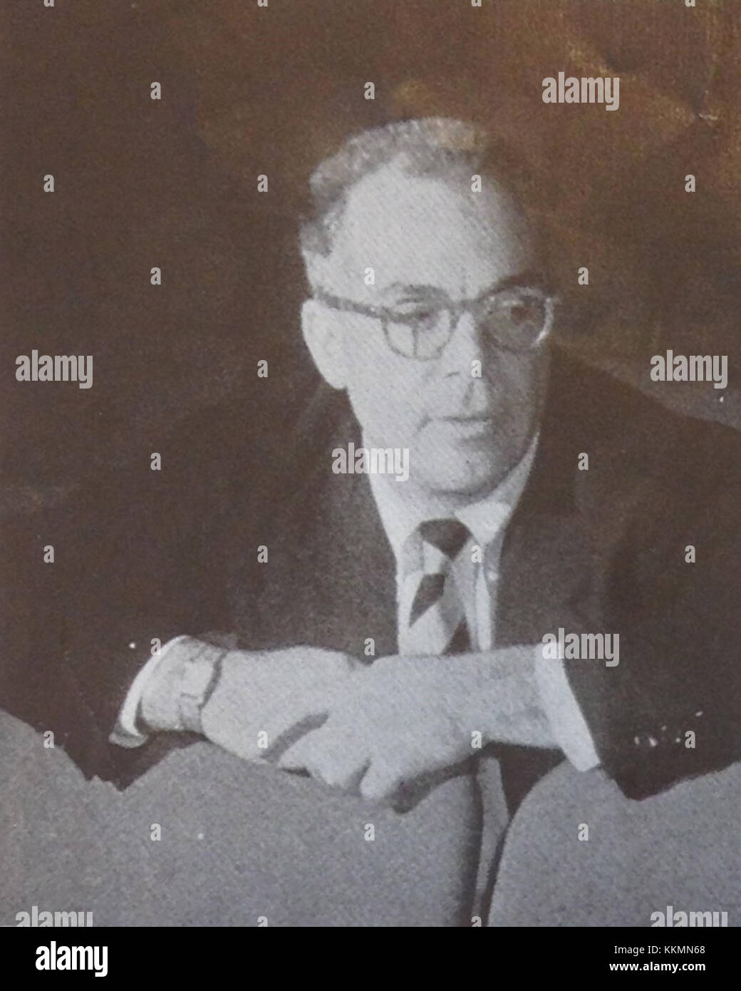 CY Feuer, figure éminente du monde du théâtre, connue pour avoir produit de nombreuses pièces de théâtre et comédies musicales de Broadway. Banque D'Images