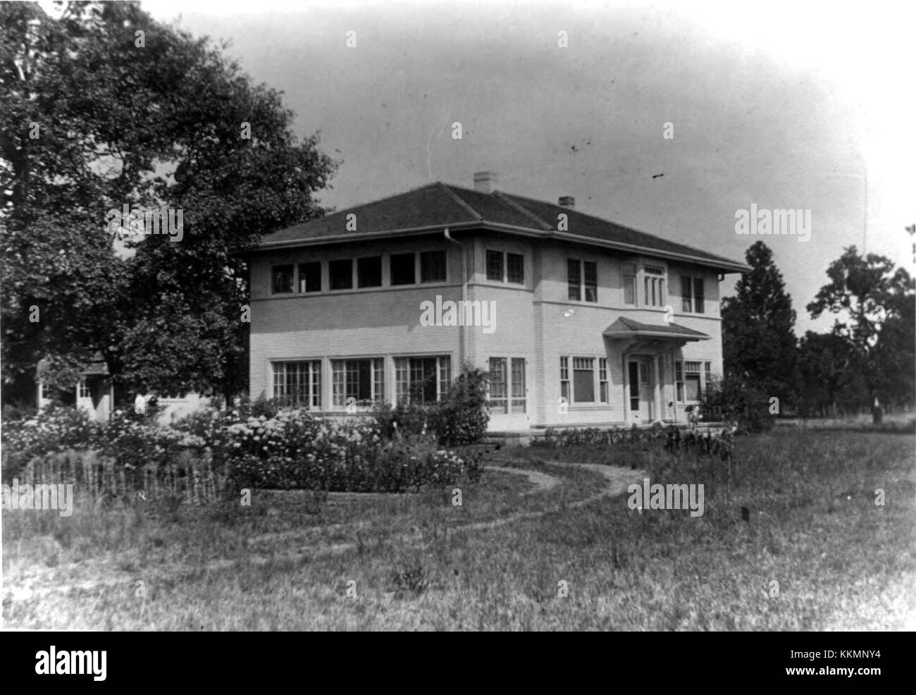 Bursell House, situé à Central point, Oregon, est un bâtiment historique connu pour son importance architecturale. Il représente un exemple clé de conception résidentielle régionale et d'histoire locale. Banque D'Images