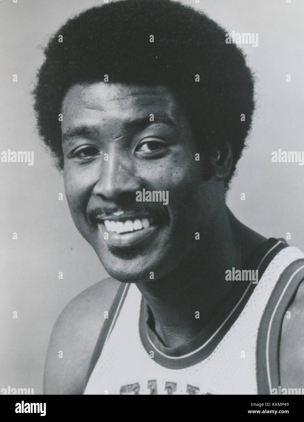Cette photo de presse de 1977 montre Paul Silas, un joueur clé des Seattle SuperSonics lors de la saison NBA 1977-78, montrant son action sur le terrain. Banque D'Images