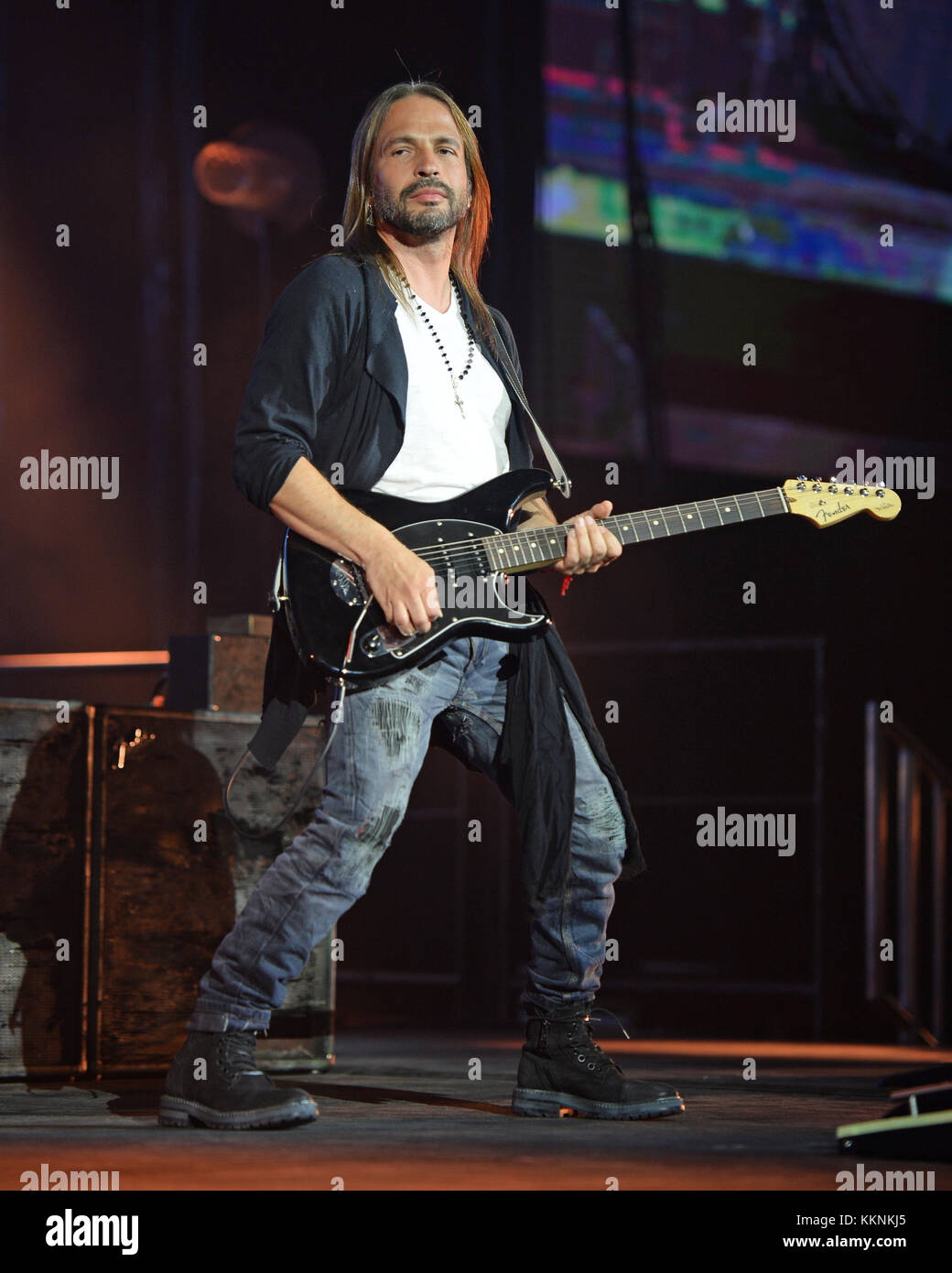 MIAMI FL - 02 JUILLET : Sergio Vallon de Mana se produit à l'AmericanAirlines Arena le 2 juillet 2015 à Miami, Floride. Personnes: Sergio Vallin Banque D'Images