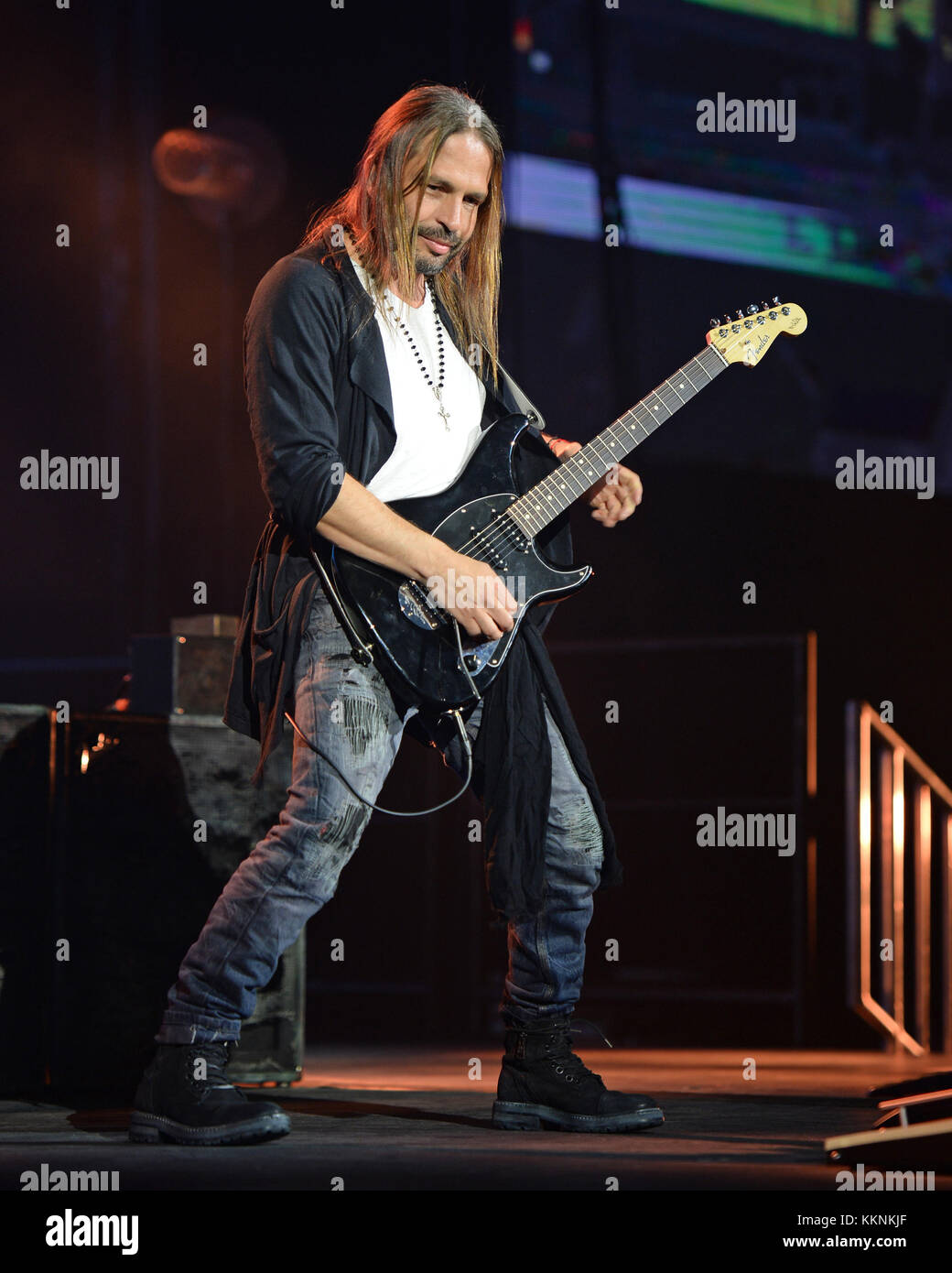 MIAMI FL - 02 JUILLET : Sergio Vallon de Mana se produit à l'AmericanAirlines Arena le 2 juillet 2015 à Miami, Floride. Personnes: Sergio Vallin Banque D'Images