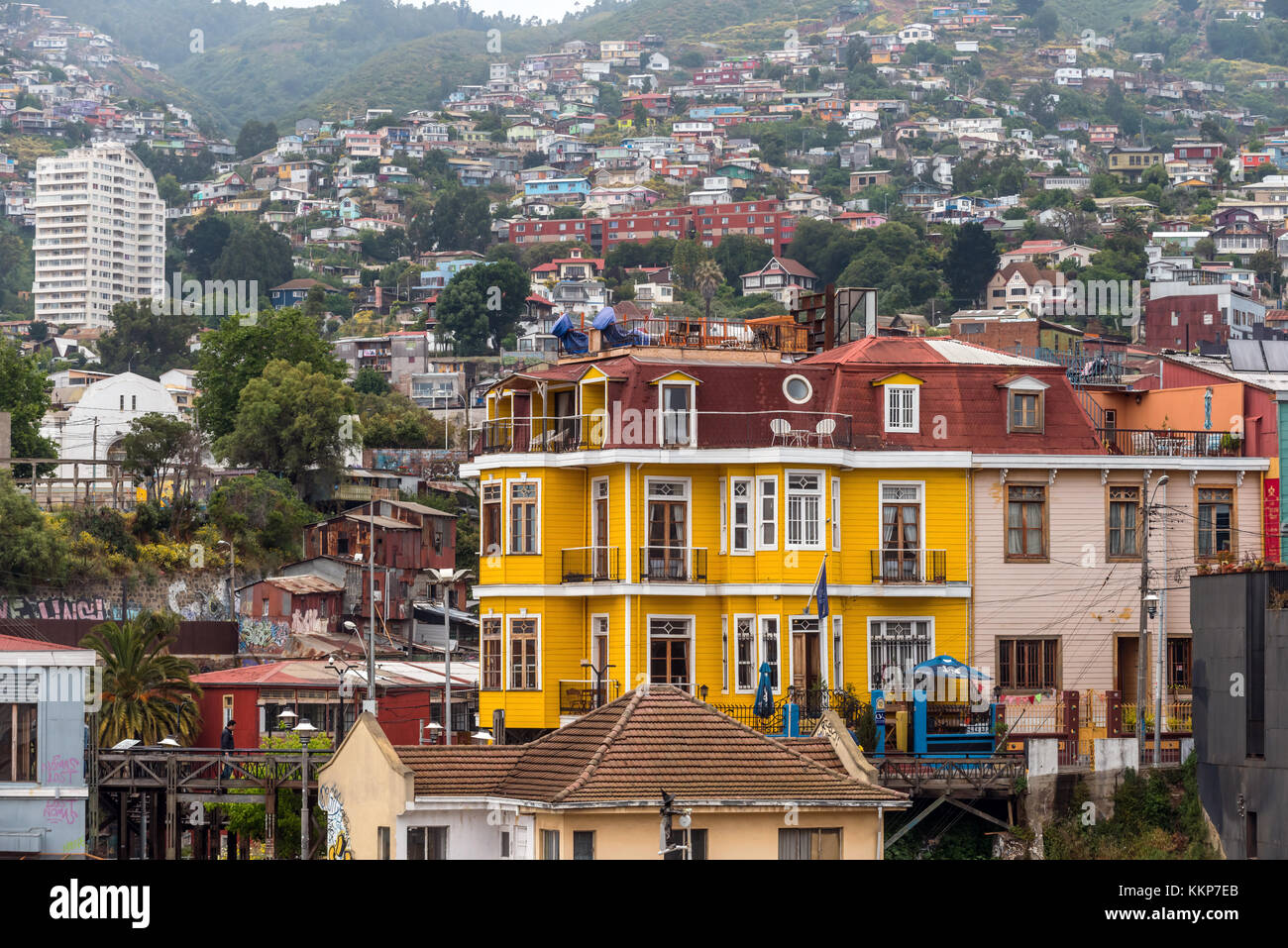 Scène de rue à Valparaiso, Chili Banque D'Images